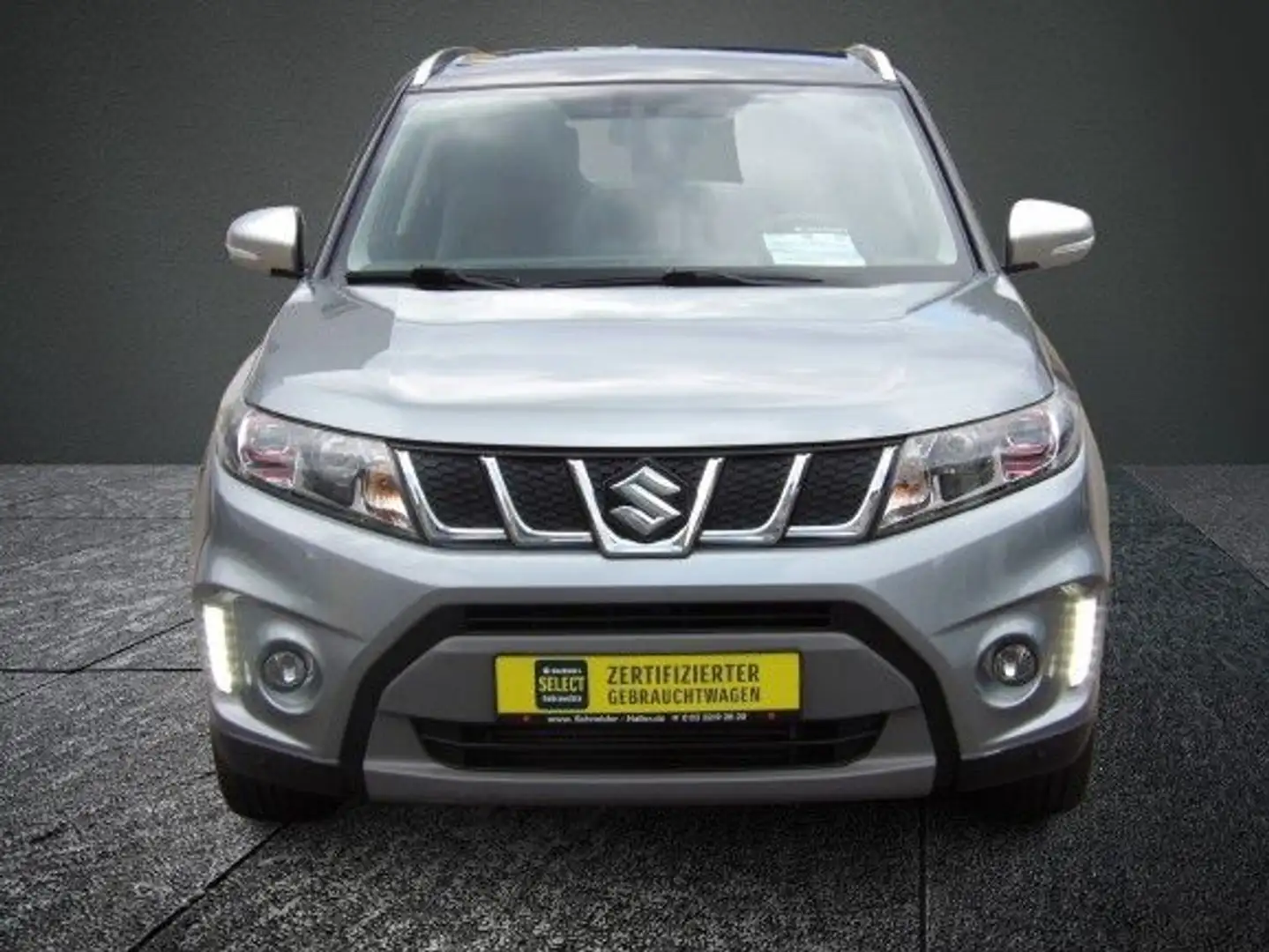 Suzuki Vitara 1.4 S 4x4 AHK NAVI LEDER Gri - 2