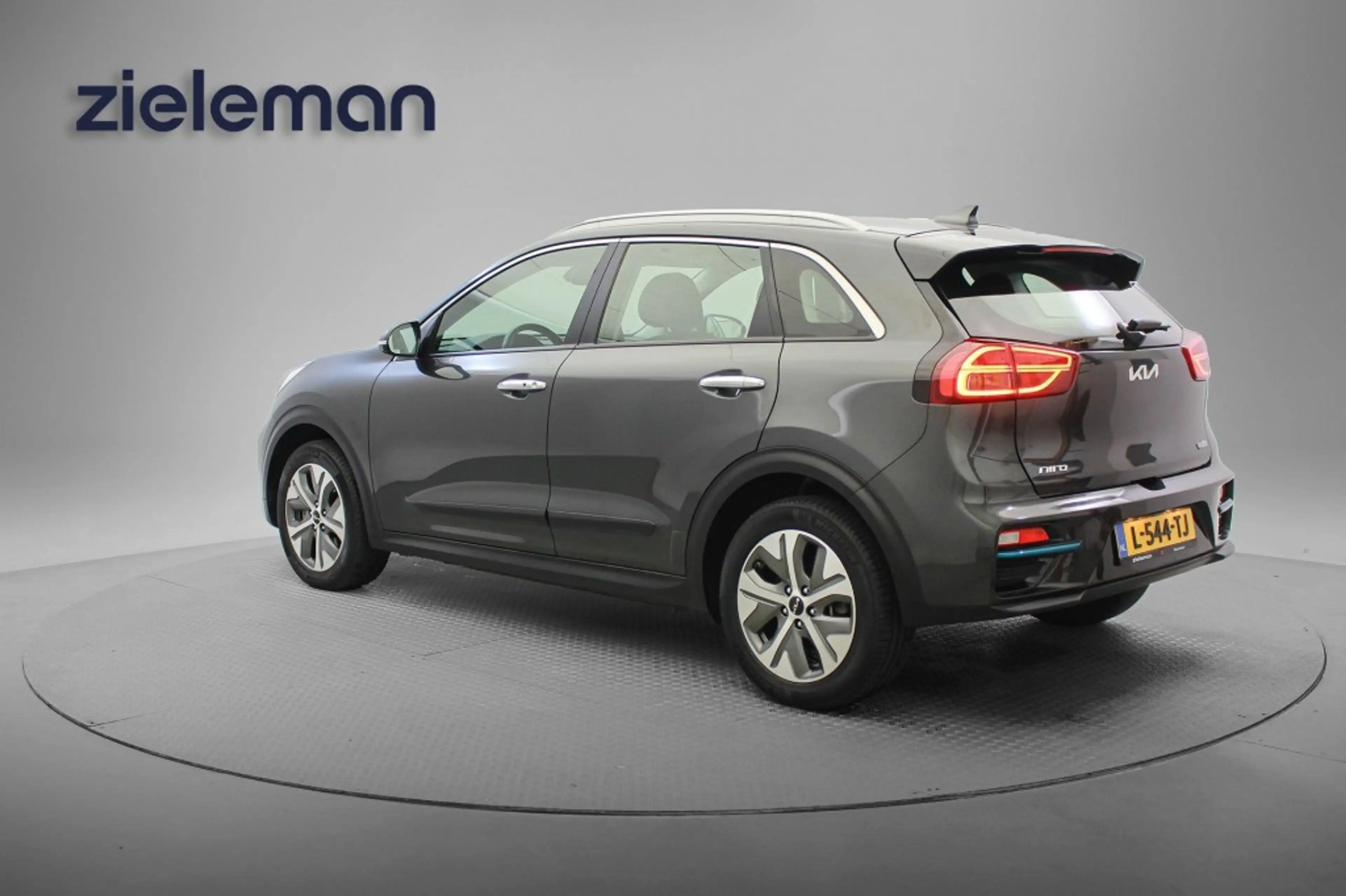 Kia e-Niro DynamicPlusLine 64 kWh 3 Fase - Carplay, Camera, H — photo 4