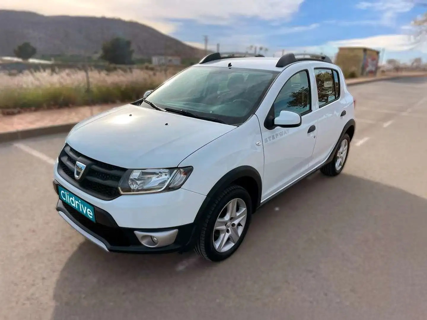 Dacia Sandero 0.9 TCE Stepway 90 Blanc - 2