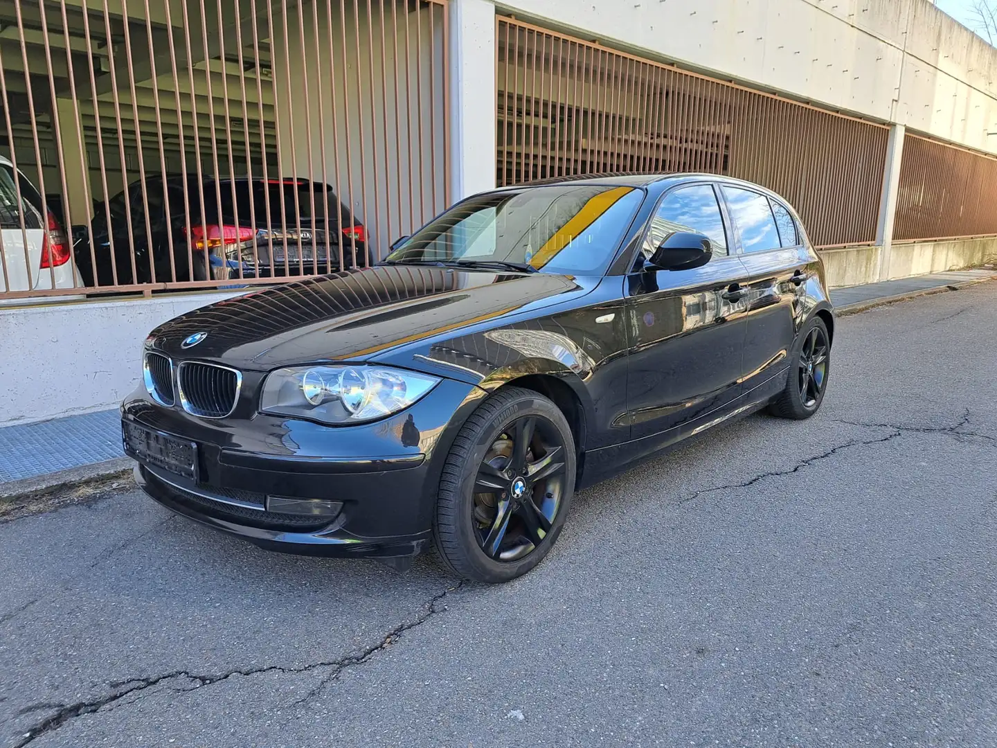BMW 116 116i Siyah - 1