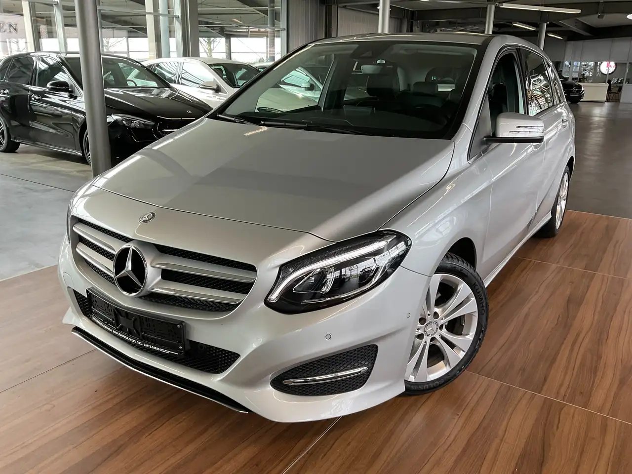 Mercedes-Benz B 200