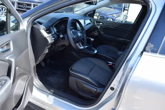 Renault Captur view 10
