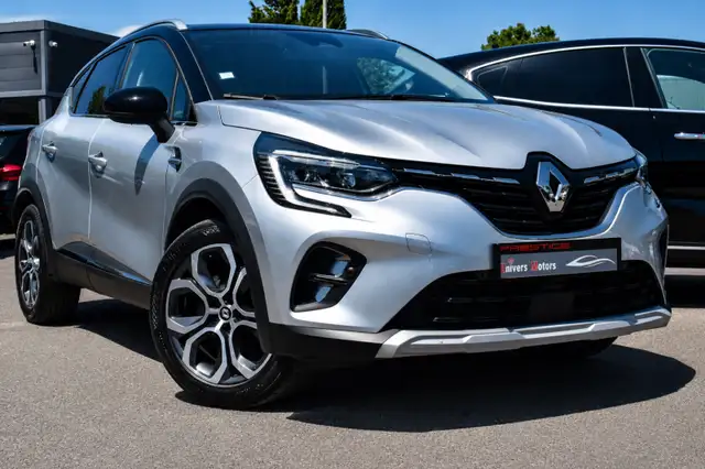 2021 Renault Captur in Grey for sale