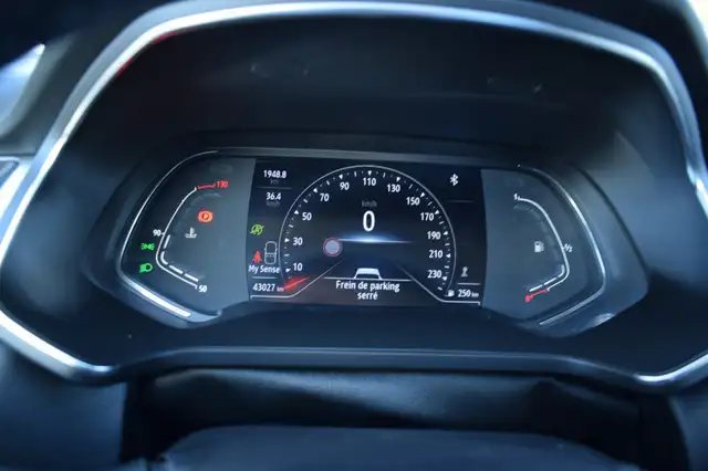Renault Captur view 9