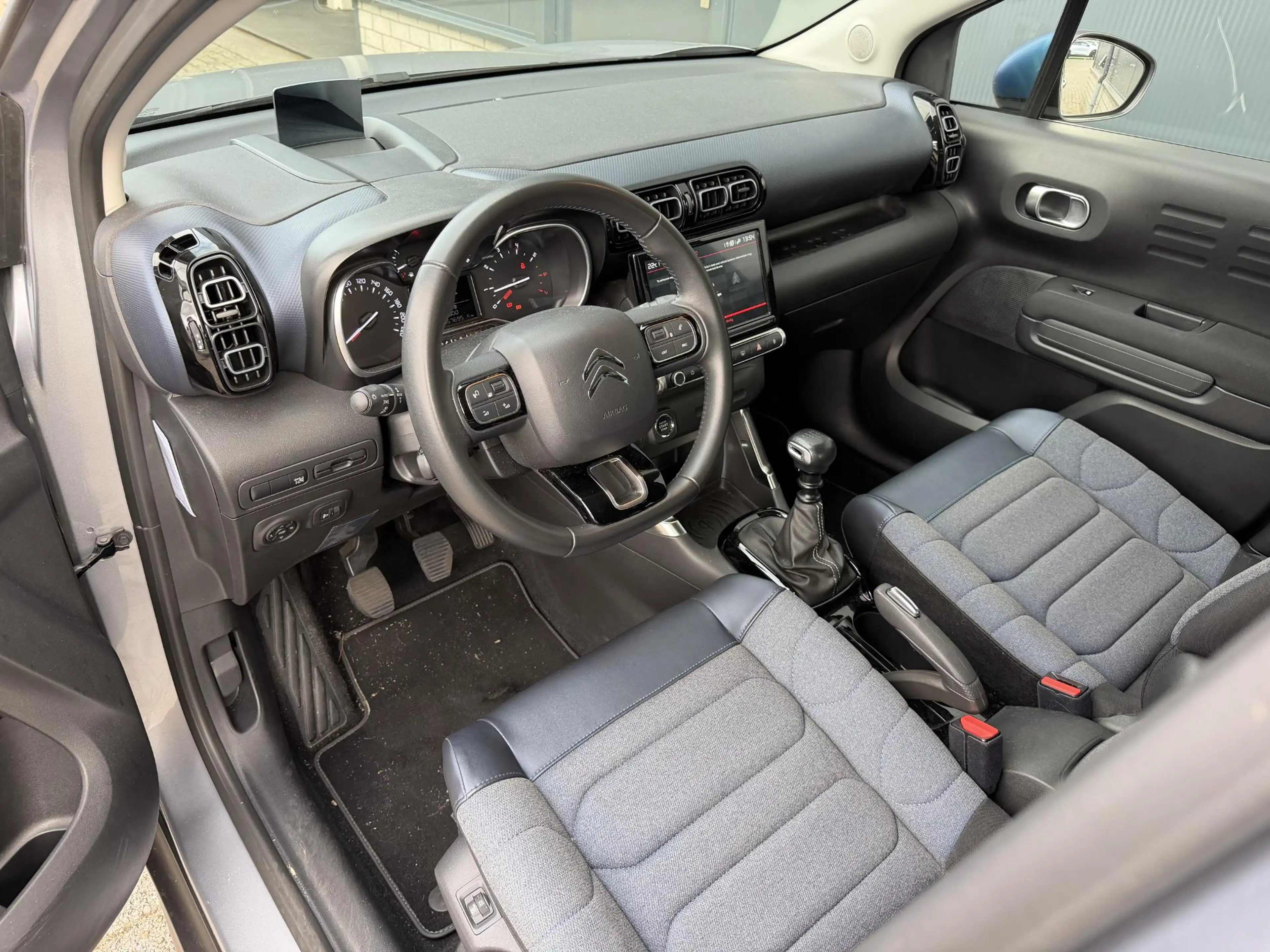 Citroen C3 Aircross 1.2 PureTech Shine Ripcurl 17"/Trekhaak/Stoelverwa — photo 23