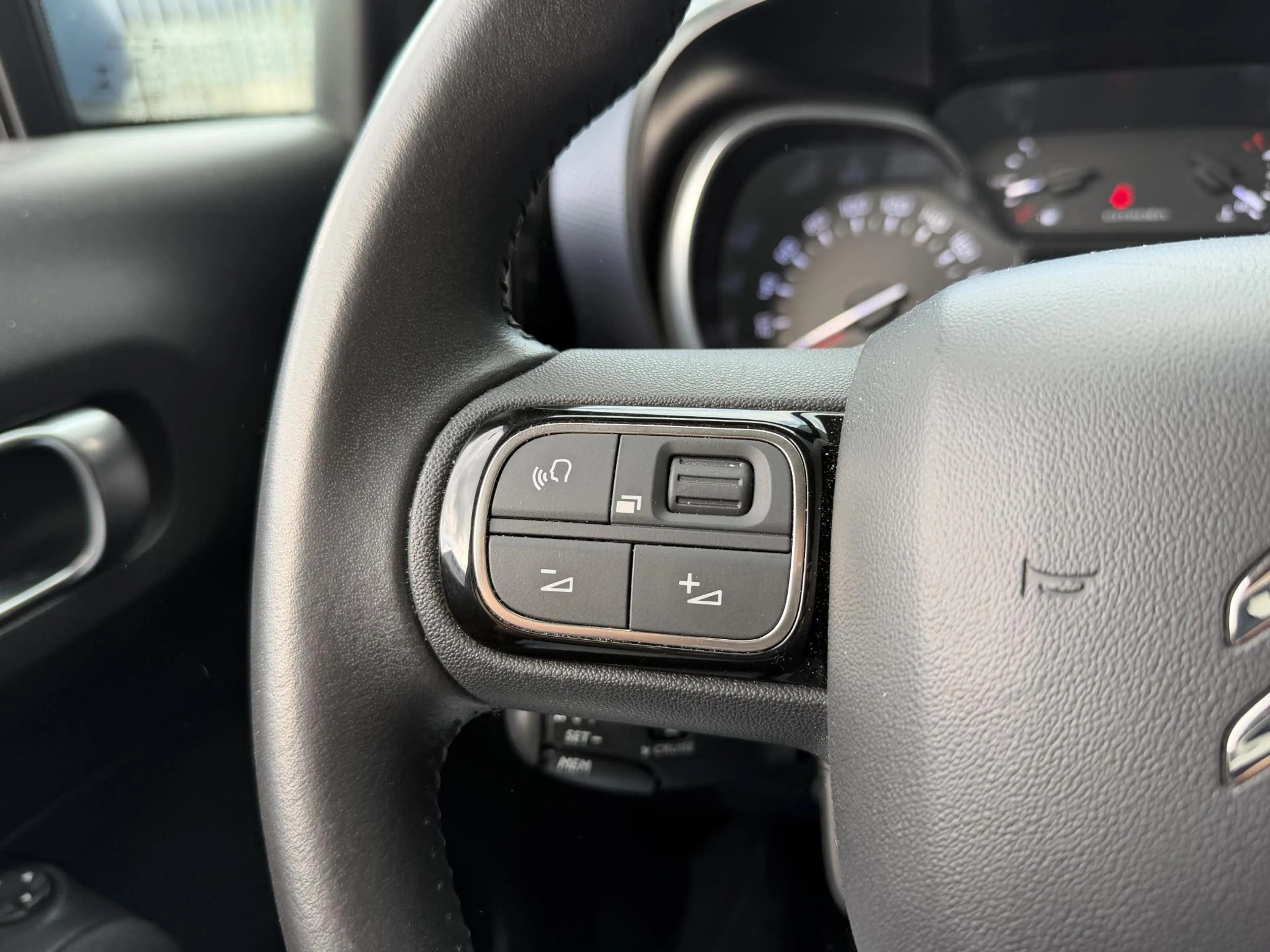 Citroen C3 Aircross 1.2 PureTech Shine Ripcurl 17"/Trekhaak/Stoelverwa — photo 14