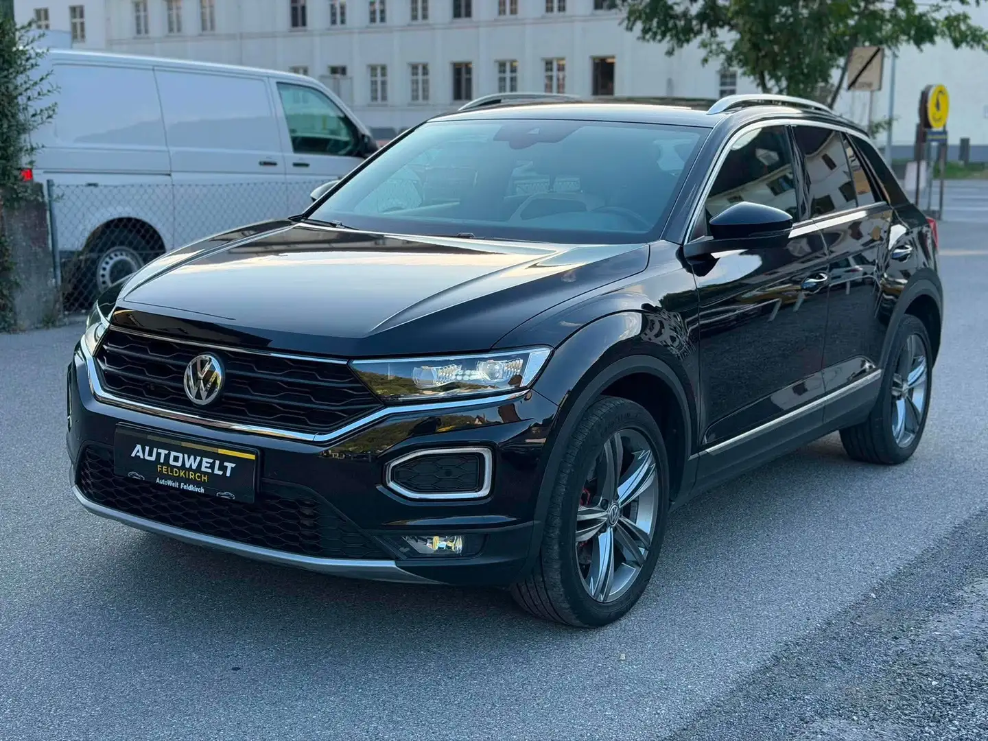 Volkswagen T-Roc Sport 4Motion ALLRAD TDI *RFK *NAVI *ERSTBESITZ Schwarz - 2