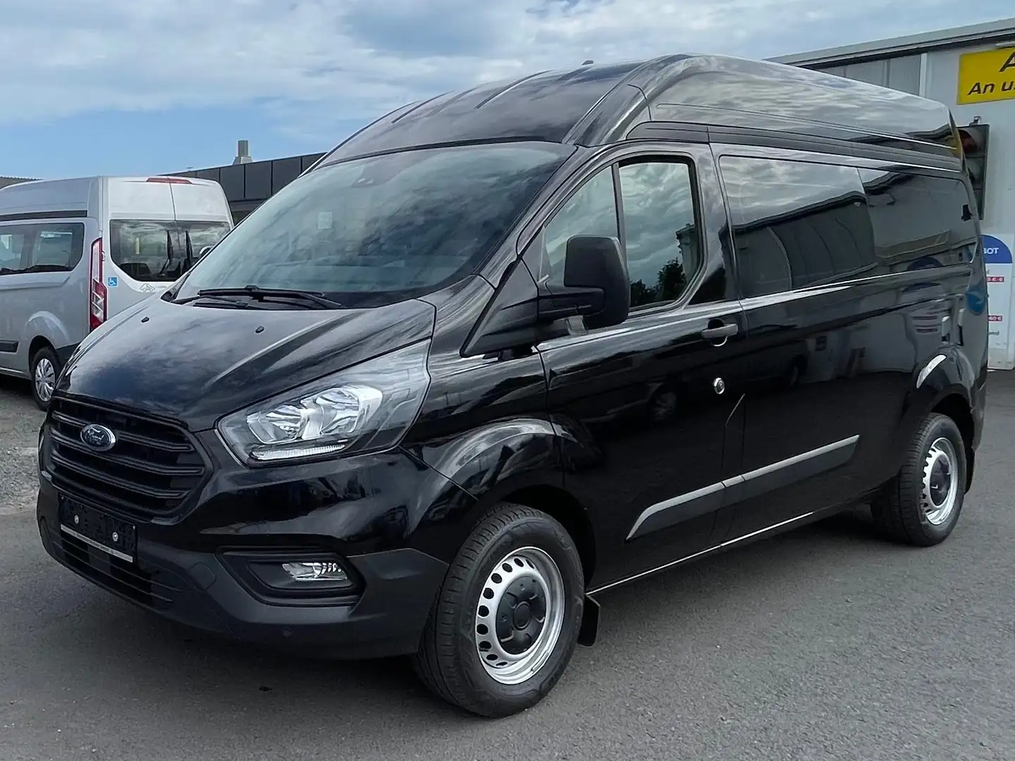 Ford Transit Custom L2 H2 Langversion Passivfahrer Automatik Schwarz - 2