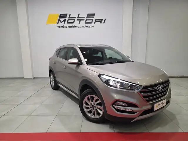 Hyundai TUCSON Tucson II  1.7 crdi Sound 2wd 115cv