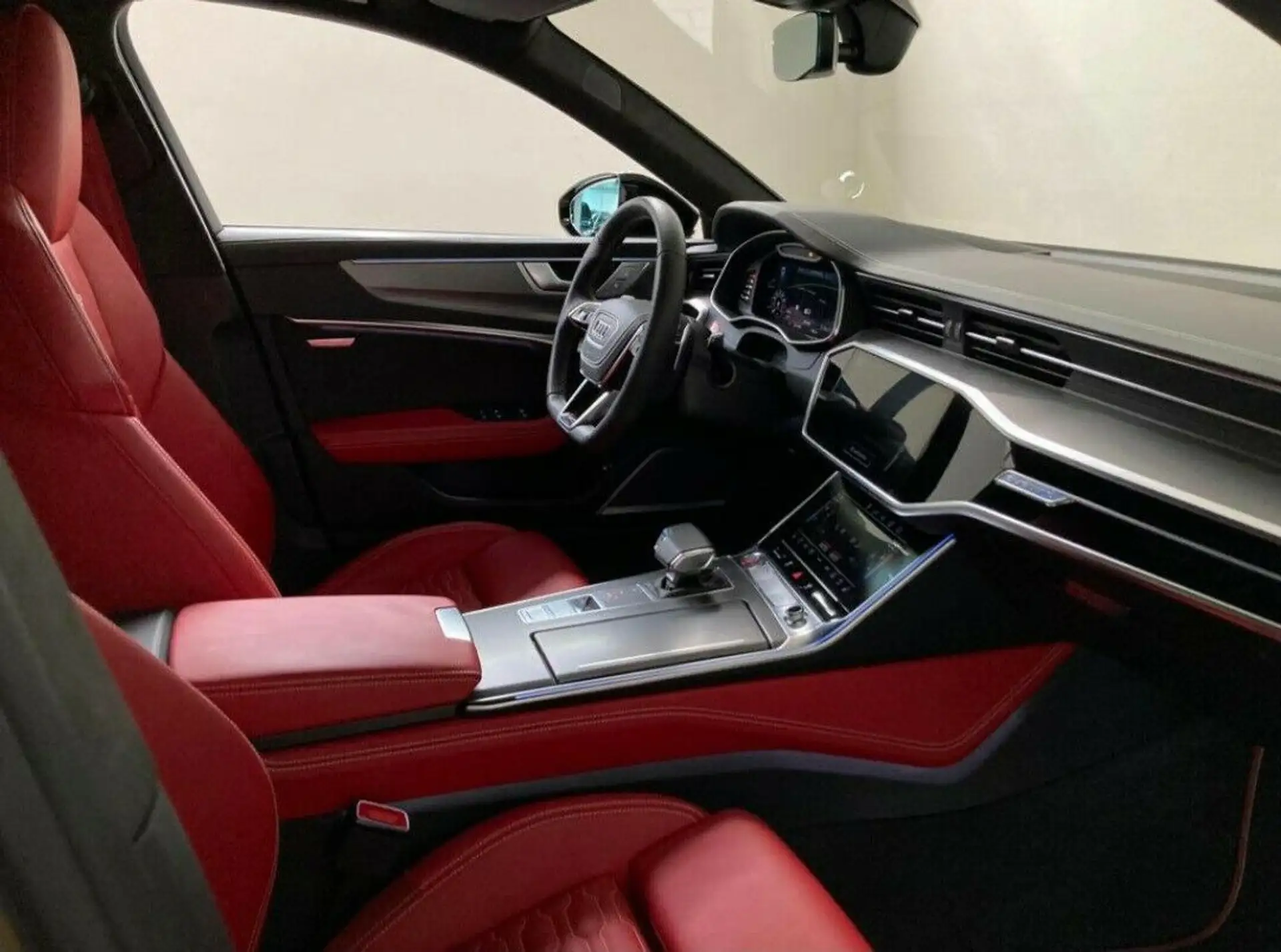 아우디 Audi RS6 4.0 TFSI 2020 베이지 사진 8