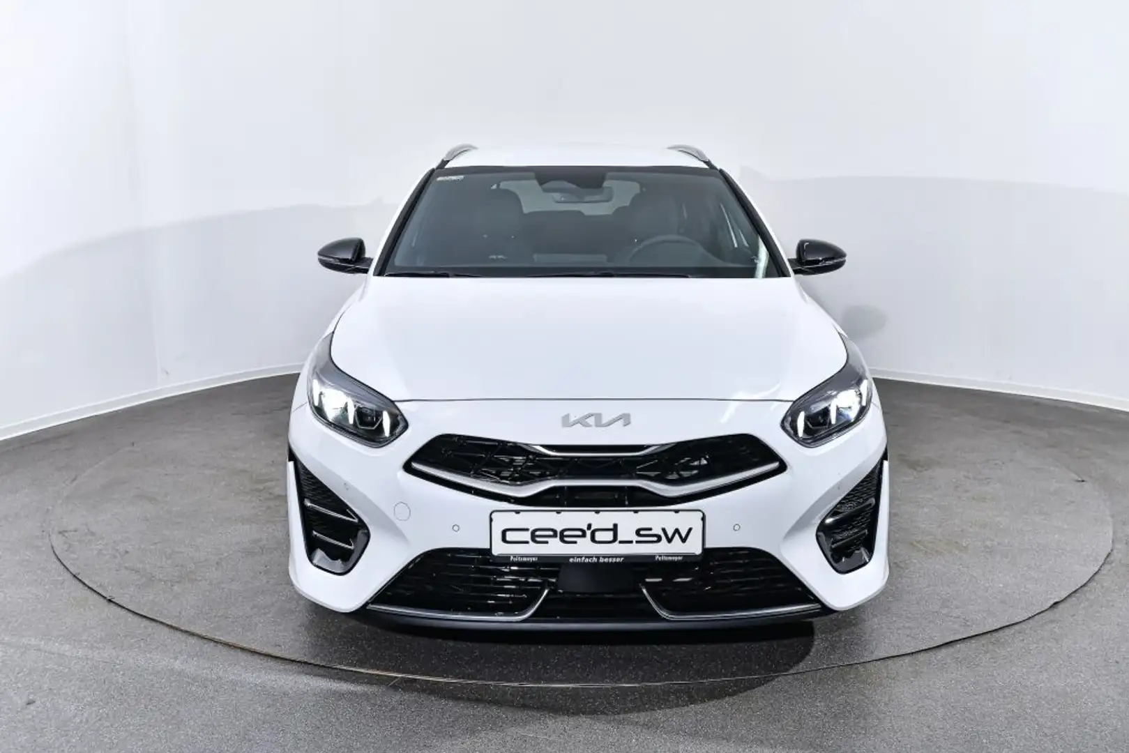 Kia Ceed / cee'd SW 1.5 T-GDI DCT7 OPF GT Line Weiß - 2