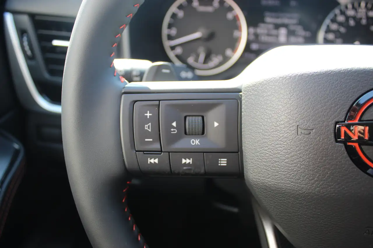 Nissan Rogue fotografie Nissan Rogue
