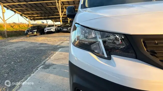 Peugeot Partner view 12