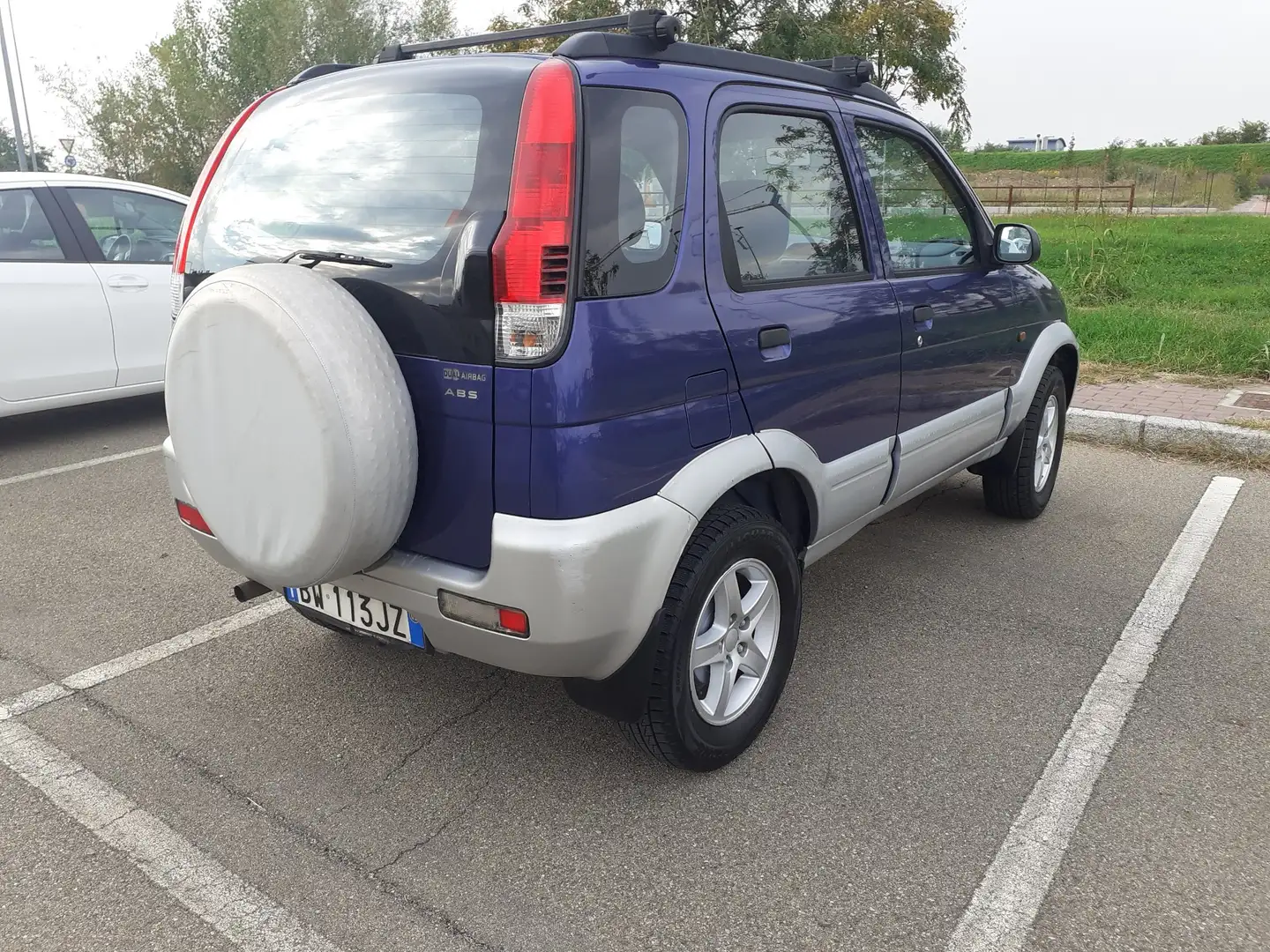 Daihatsu Terios 1.3 CX - 1