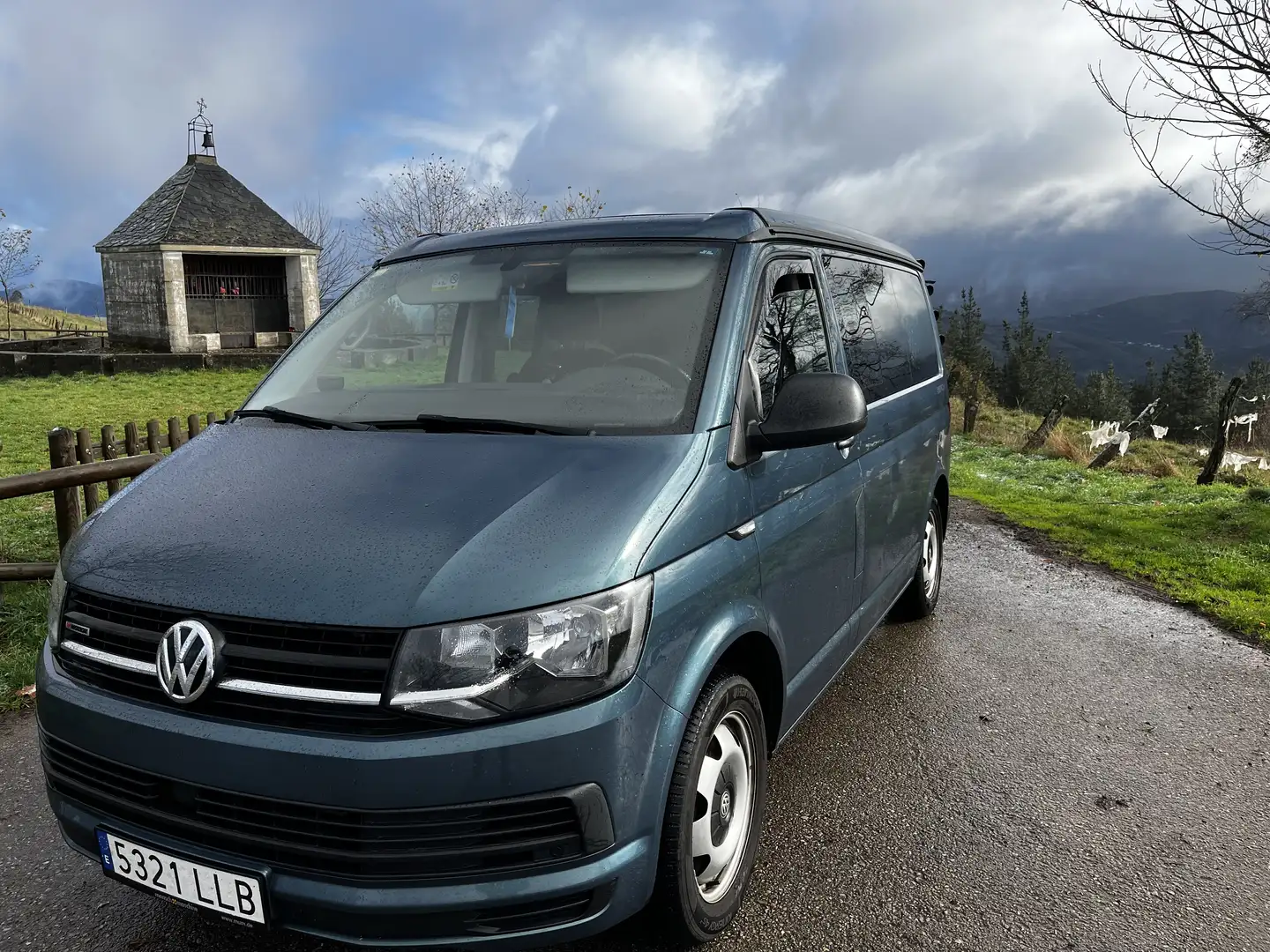 Volkswagen T6 California 2.0TDI BMT Beach 4M DSG 110kW - 1