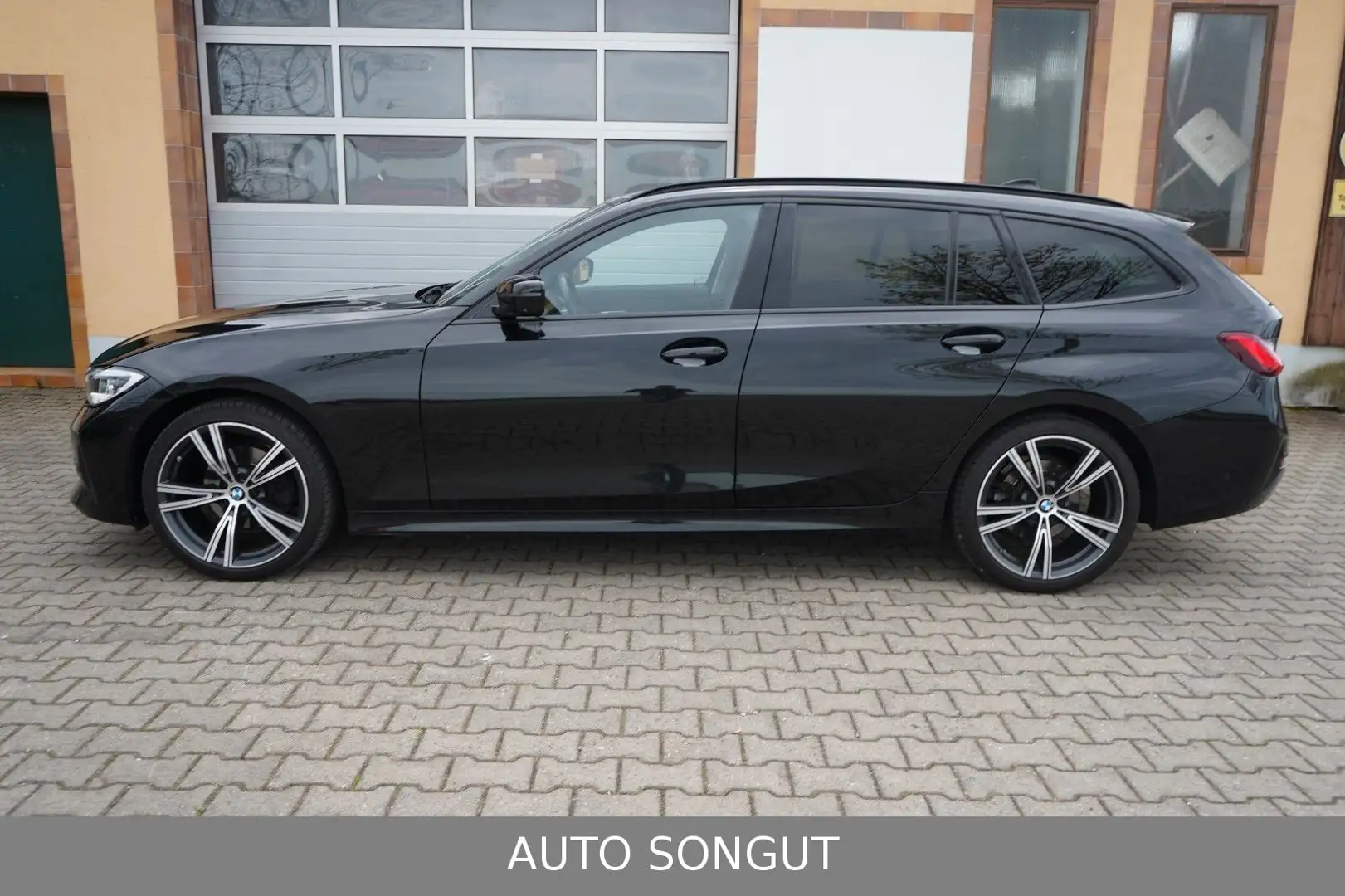 BMW 320 d Sport Line*1.HAND*LASER*H&K*HUD*STDHZ*360* Noir - 2