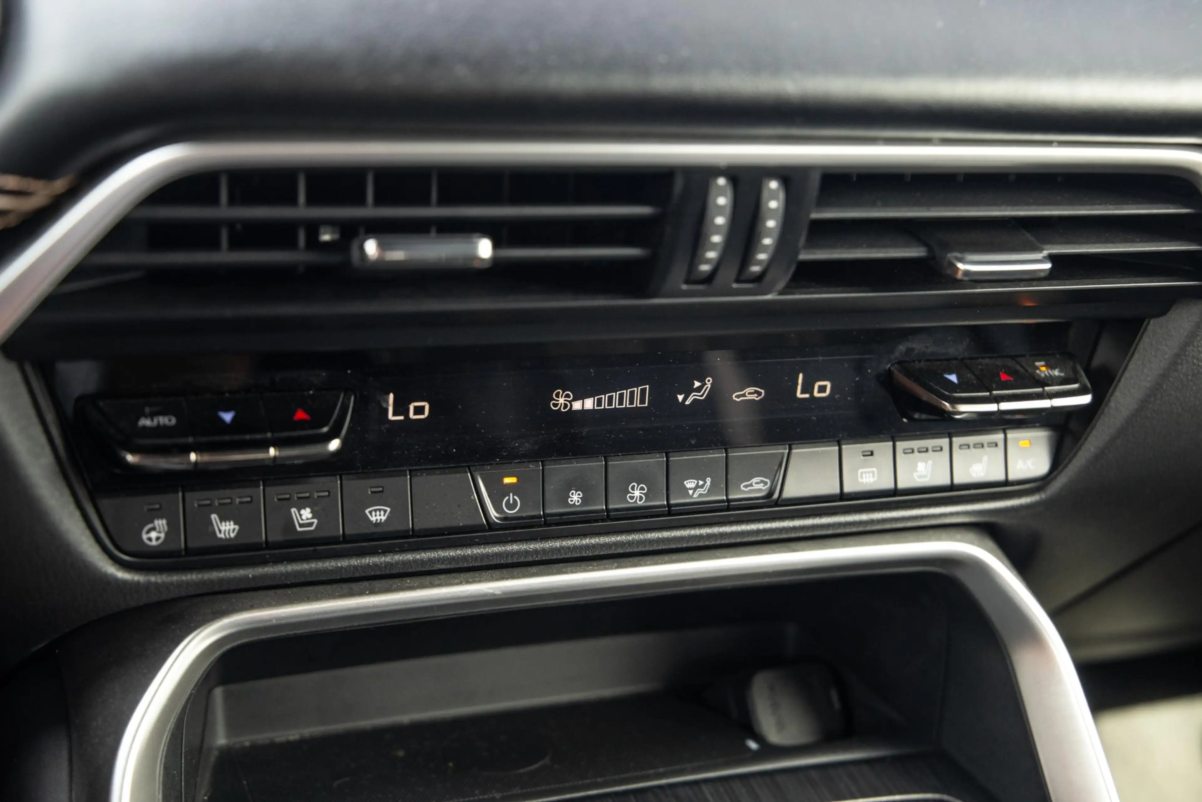 Mazda CX-60 2.5 e-SkyActiv PHEV Homura Plus 360 CAMERA / PANOR — photo 14