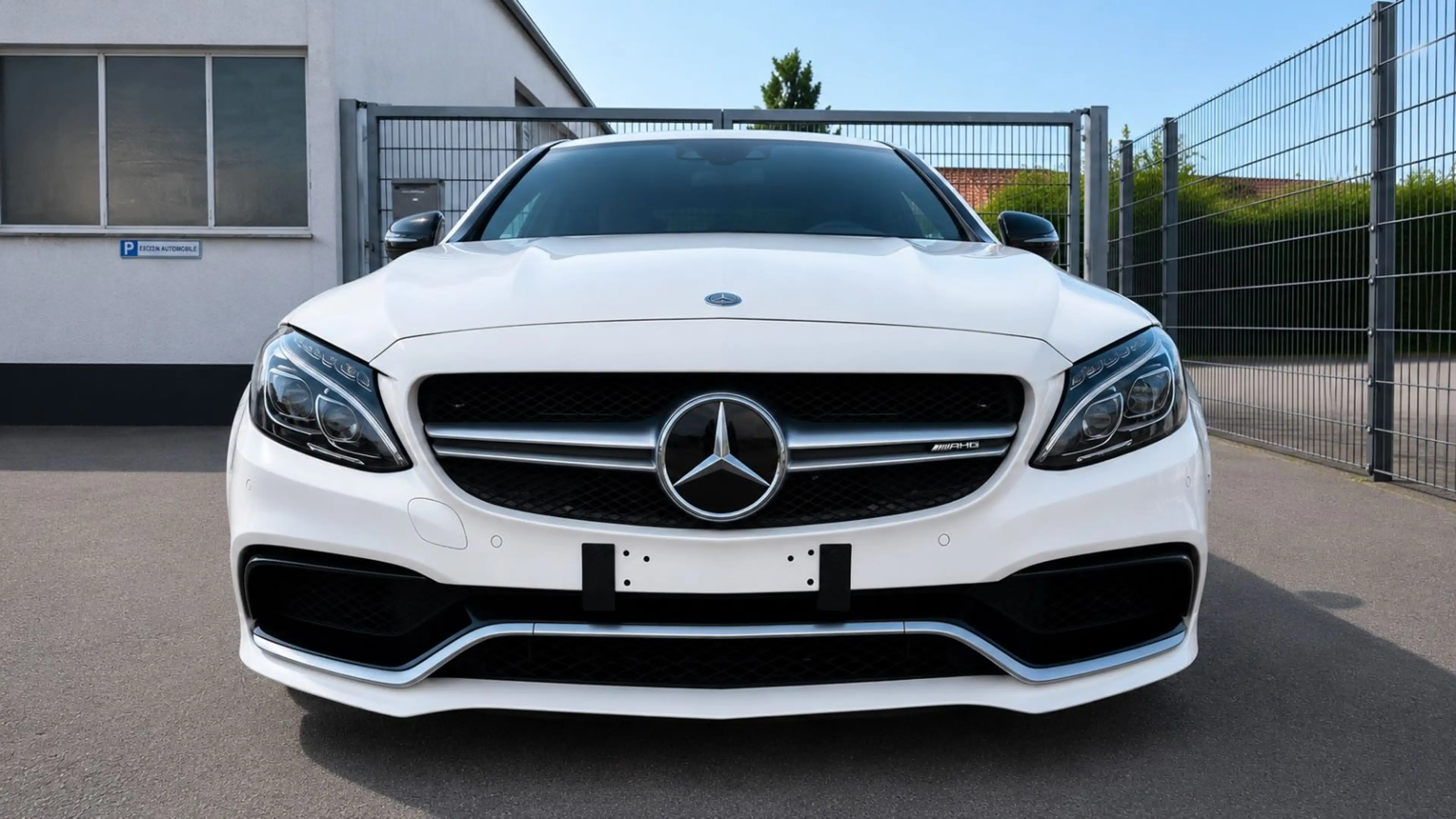 Mercedes-Benz C 63 AMG Coupe*DISTRONIC PLUS*BURMESTER*GARANTIE — photo 4