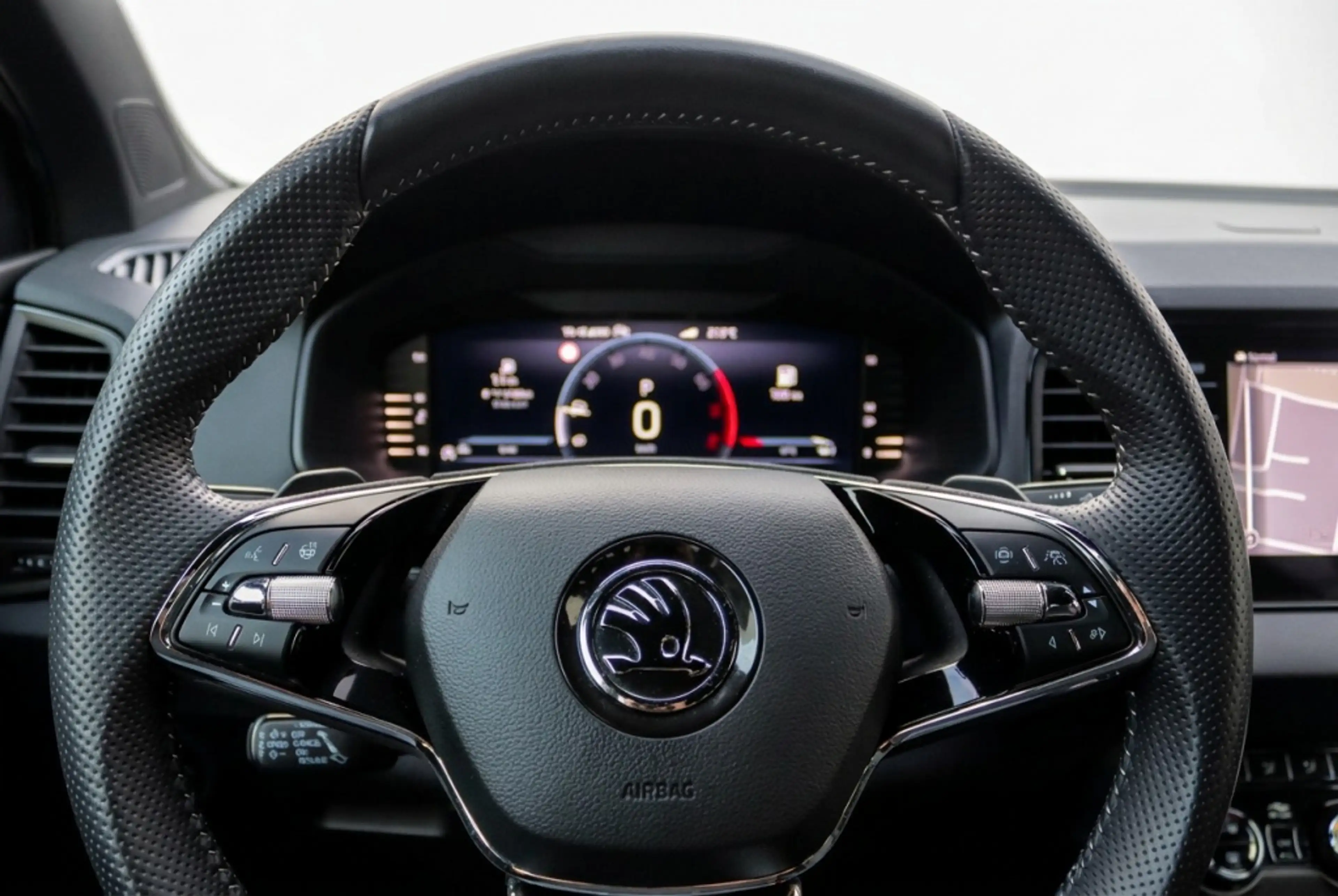 Skoda Karoq Sportline 1.5 TSI Camera l Elektrische Acherklep l — photo 16
