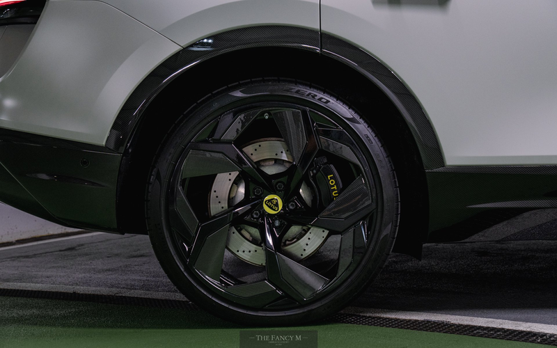 Lotus Eletre Eletre R 112kWh — photo 7