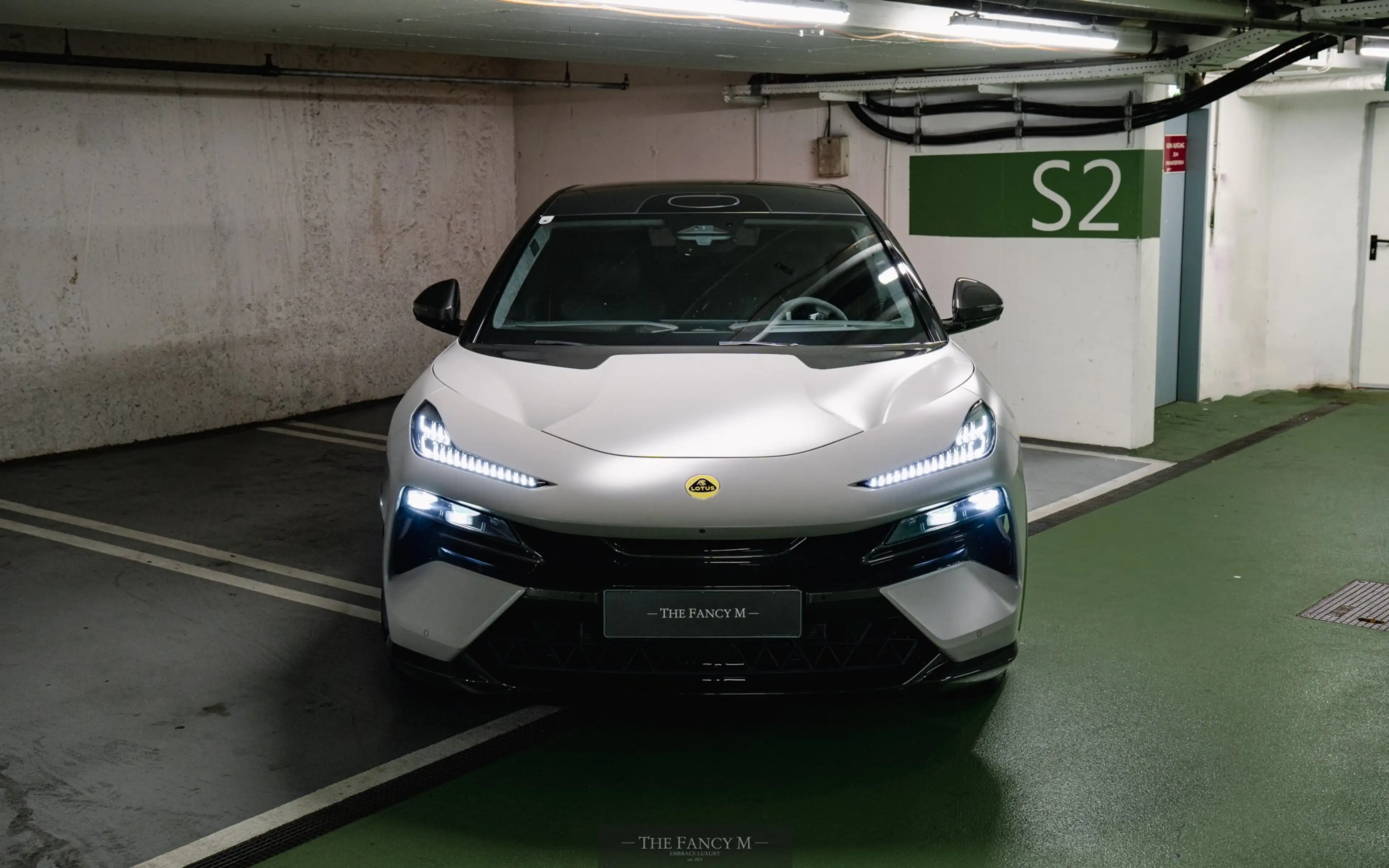 Lotus Eletre Eletre R 112kWh — photo 4