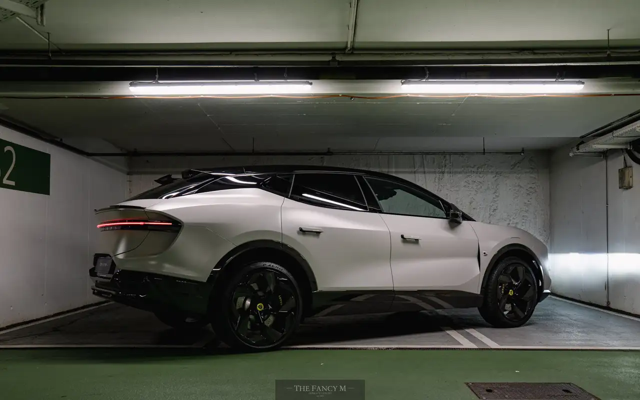 Lotus Eletre 2025