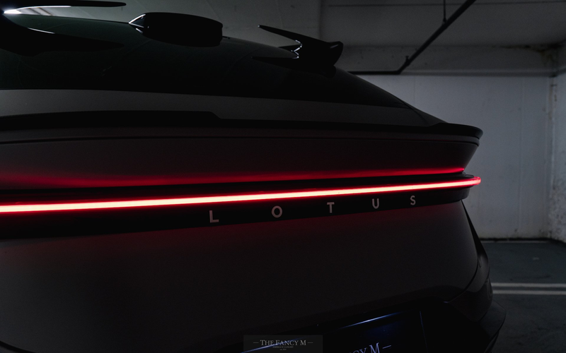 Lotus Eletre Eletre R 112kWh — photo 12