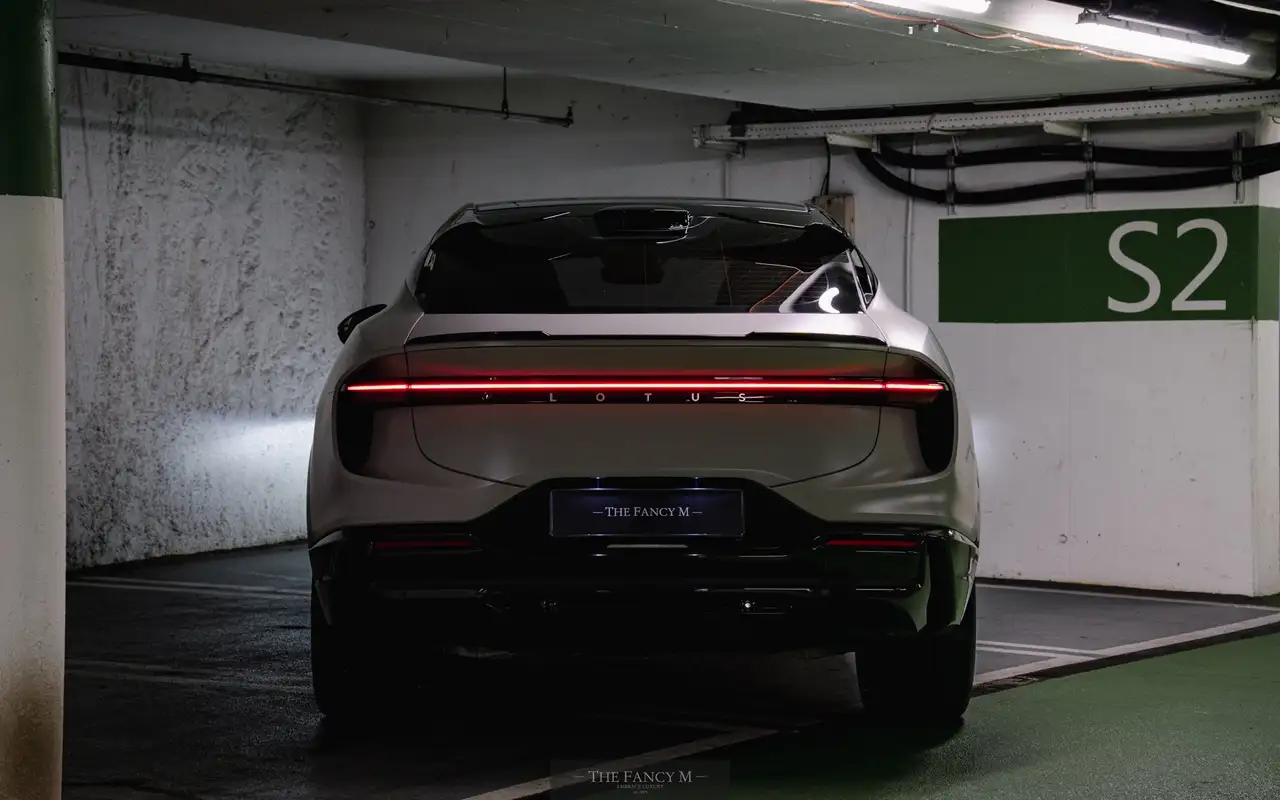 Lotus Eletre 2025