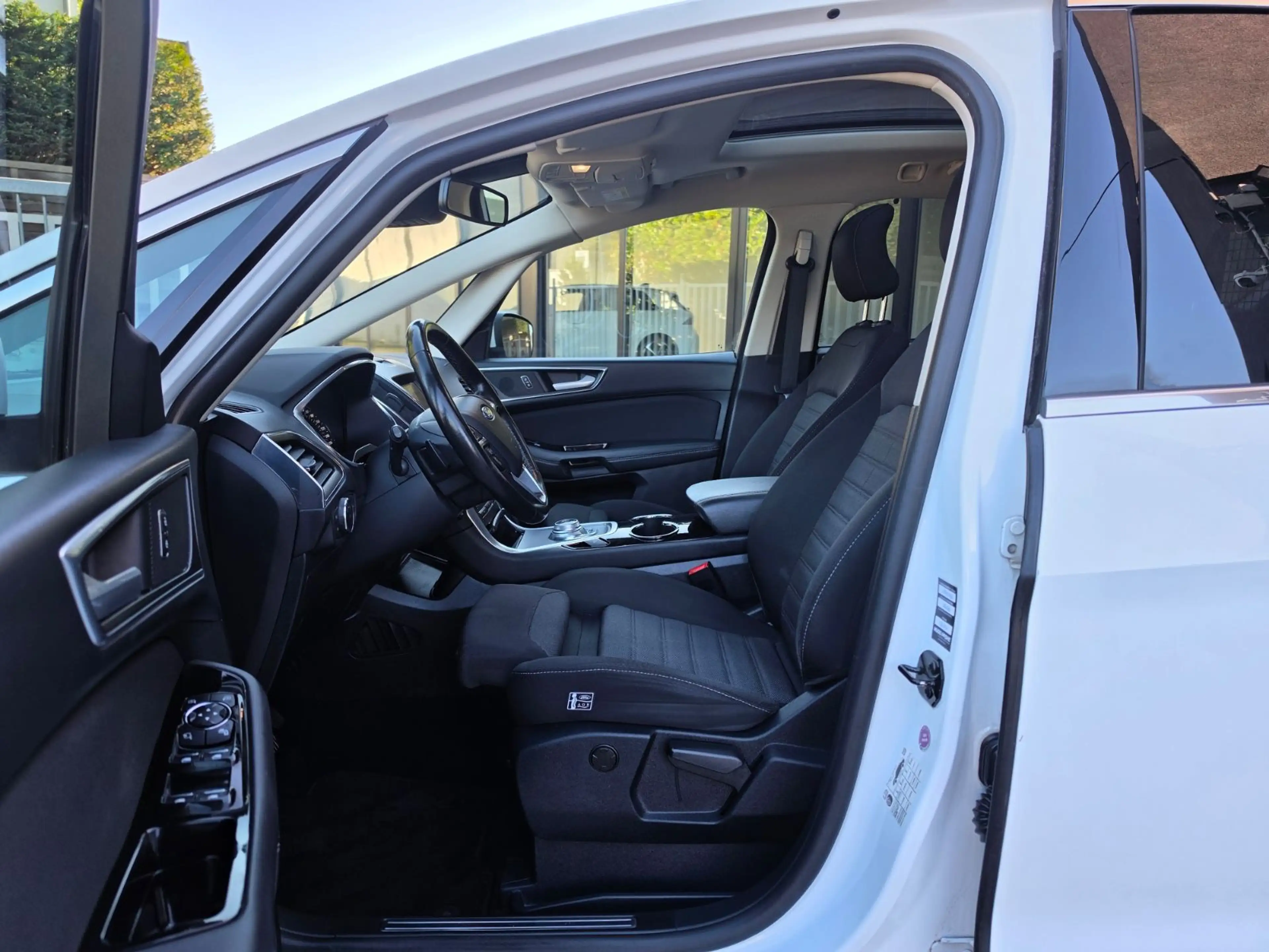 Ford S-Max Titanium 190PS Pano ACC BLIND 360°CarPL 1H — photo 7