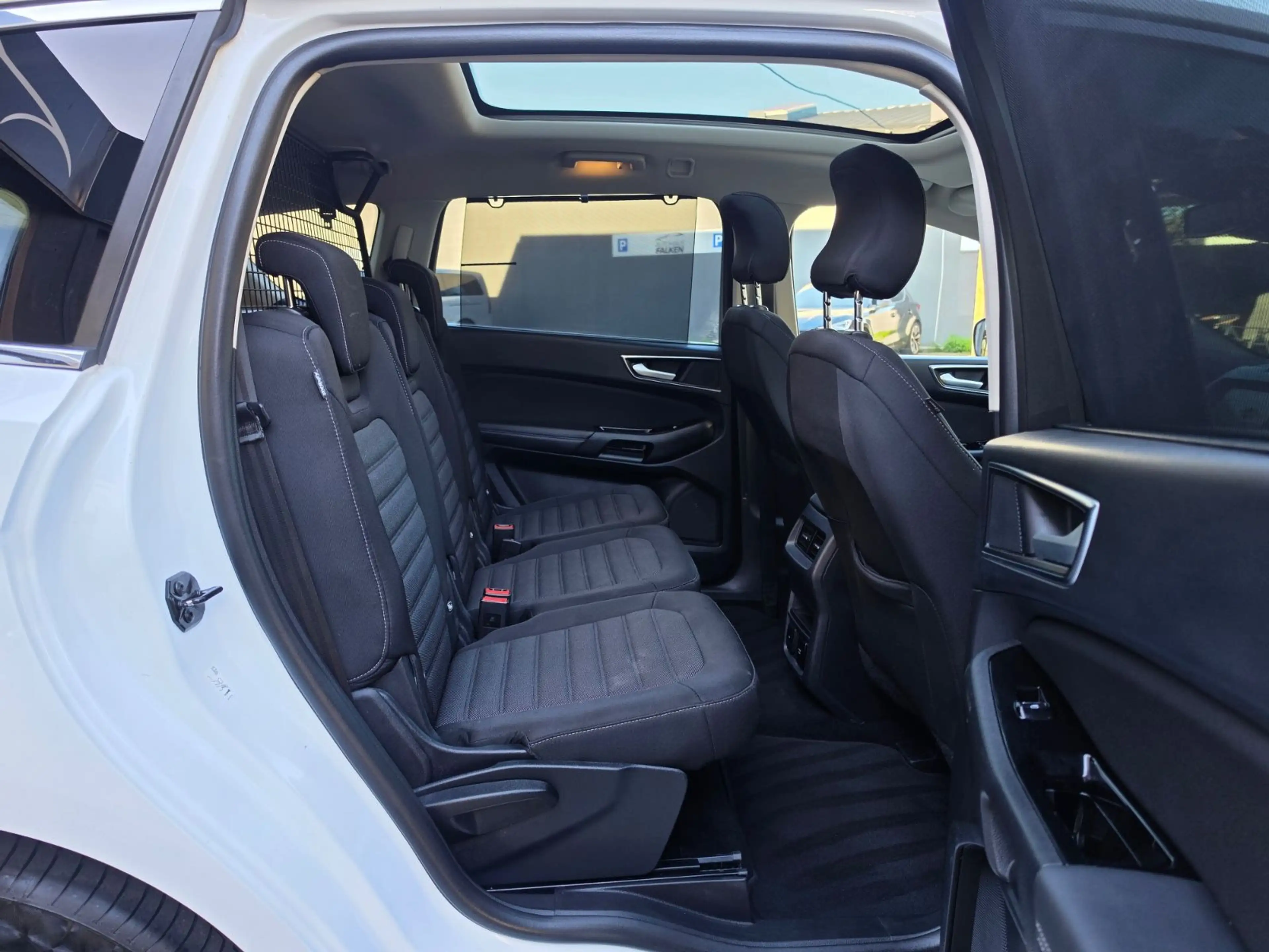 Ford S-Max Titanium 190PS Pano ACC BLIND 360°CarPL 1H — photo 12