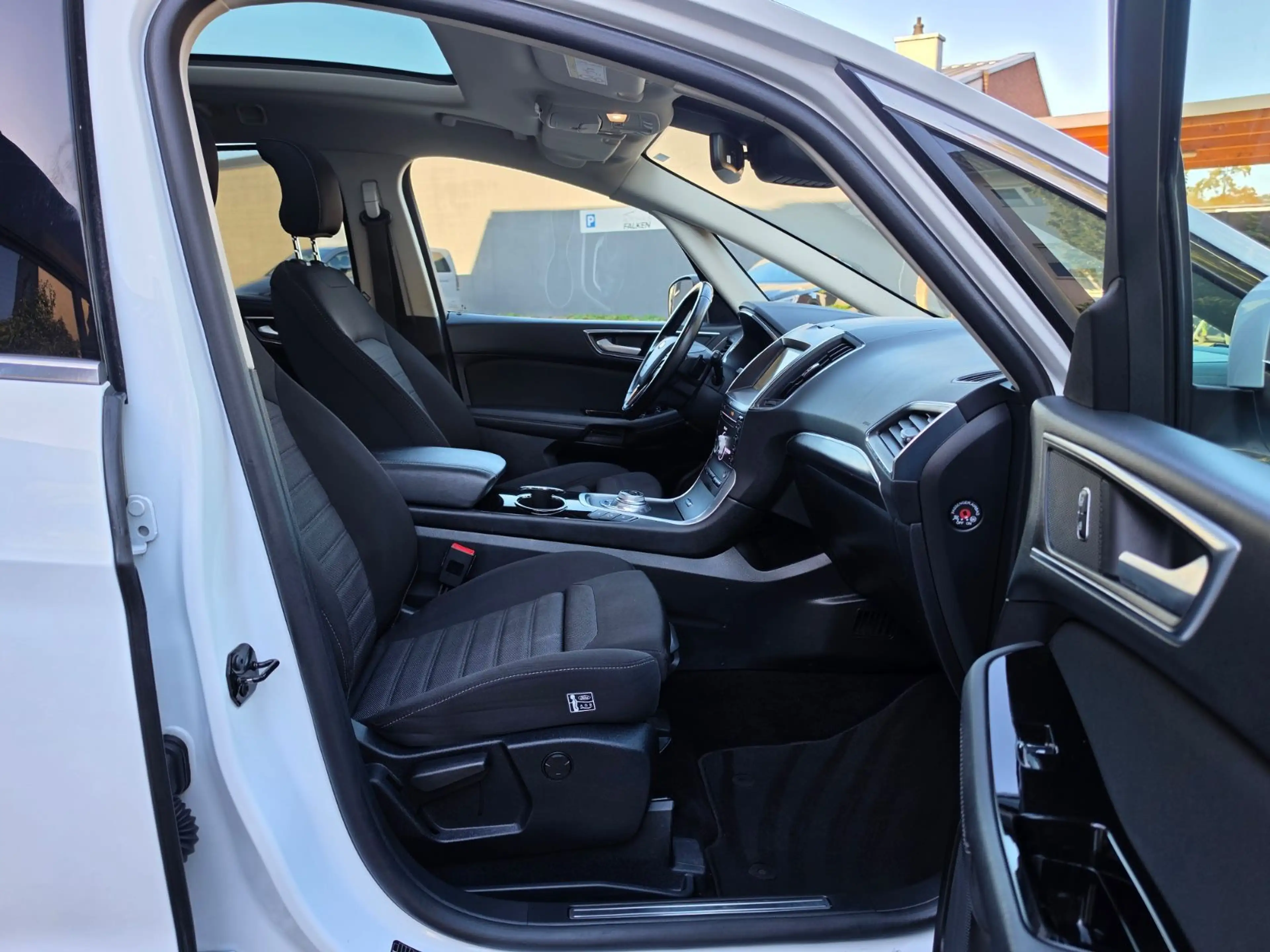 Ford S-Max Titanium 190PS Pano ACC BLIND 360°CarPL 1H — photo 10