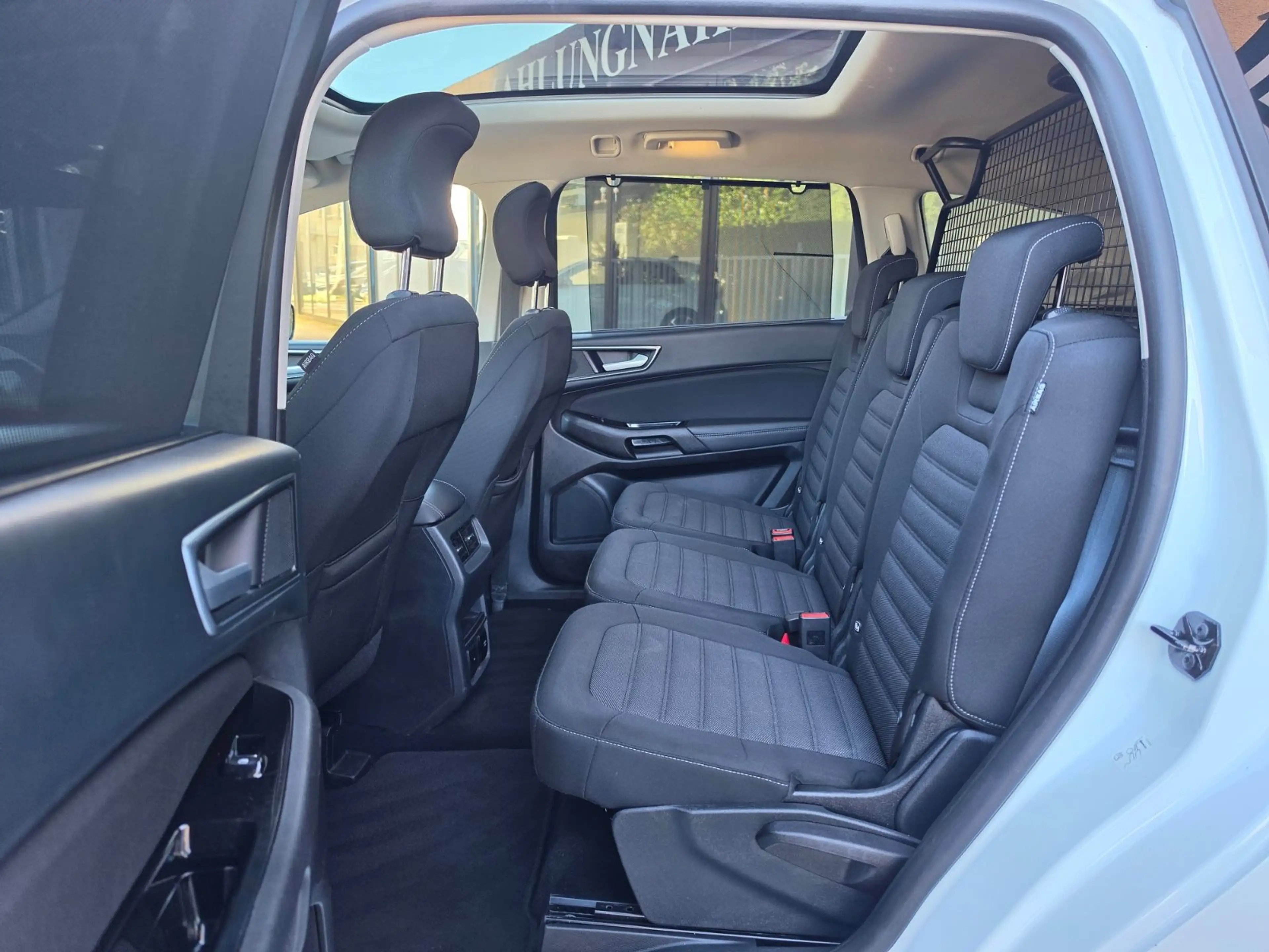Ford S-Max Titanium 190PS Pano ACC BLIND 360°CarPL 1H — photo 11
