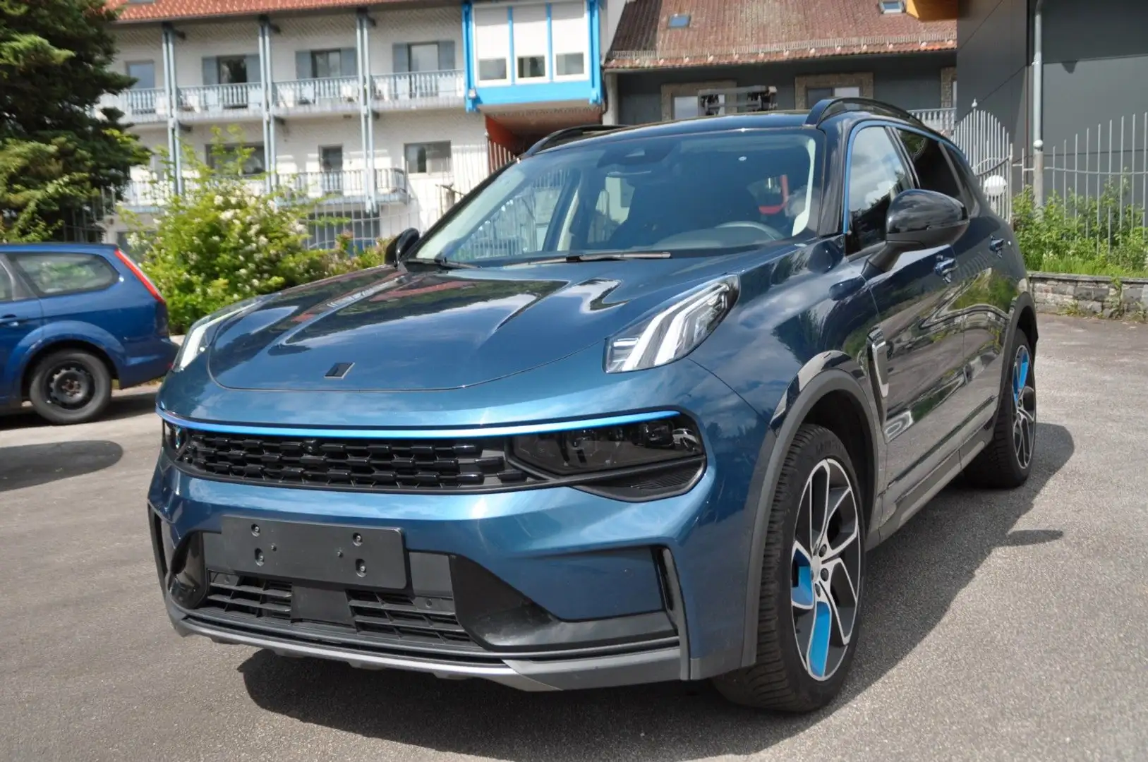 Otros 01 1.5 TD PHEV 192 kW *Navi*Pano*LED*20" LMR* Azul - 2