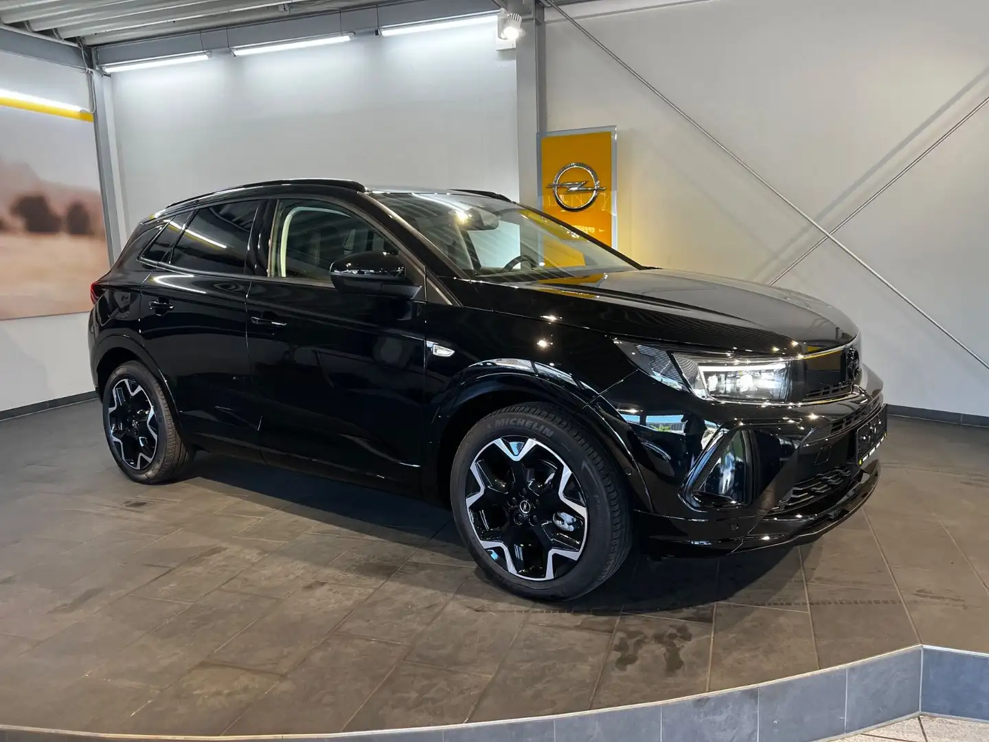 Opel Grandland X Grandland Ultimate +Navi+SHZ+LED+Kamera+ Fekete - 2