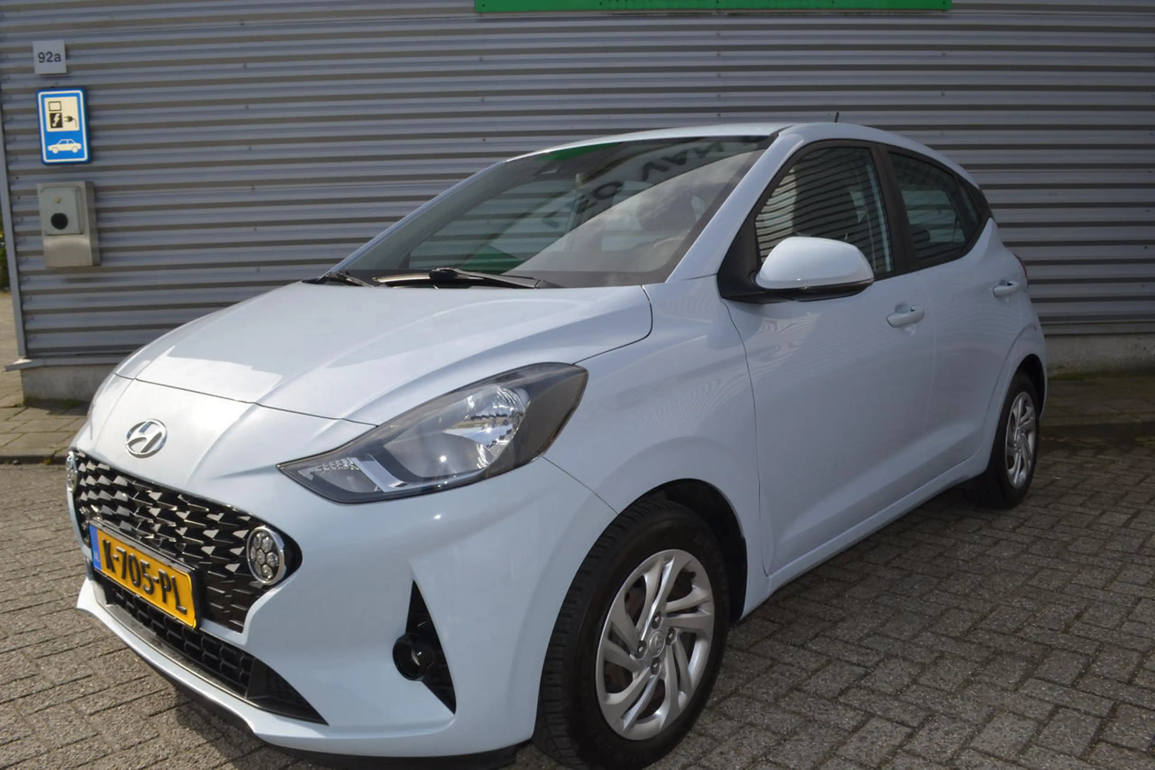Hyundai i10 1.0I COMFORT|CARPLAY|CRUISE|AIRCO|NL-AUTO — photo 3