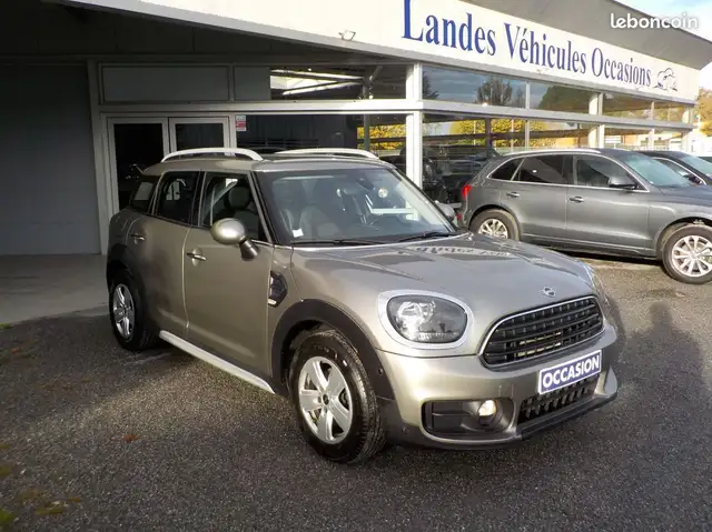 MINI Cooper Clubman one 102 6cv bv6