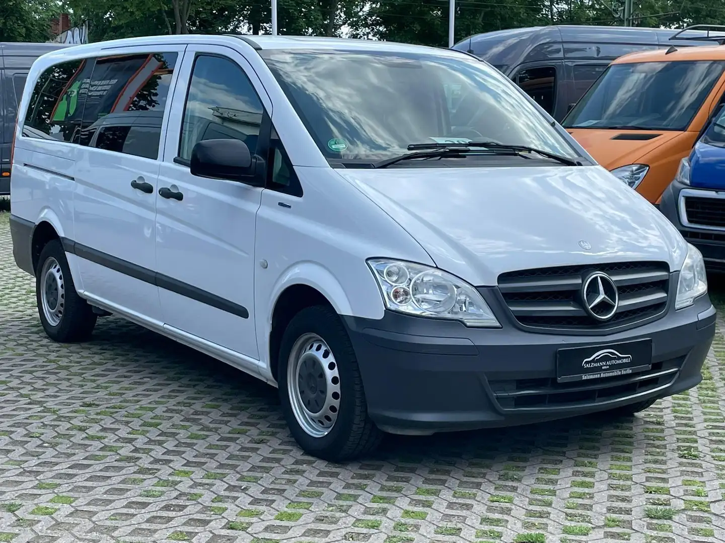 Mercedes-Benz Vito 110 CDI//LANG//9.Sitze//KLIMA//1.Hand//TOP Weiß - 2
