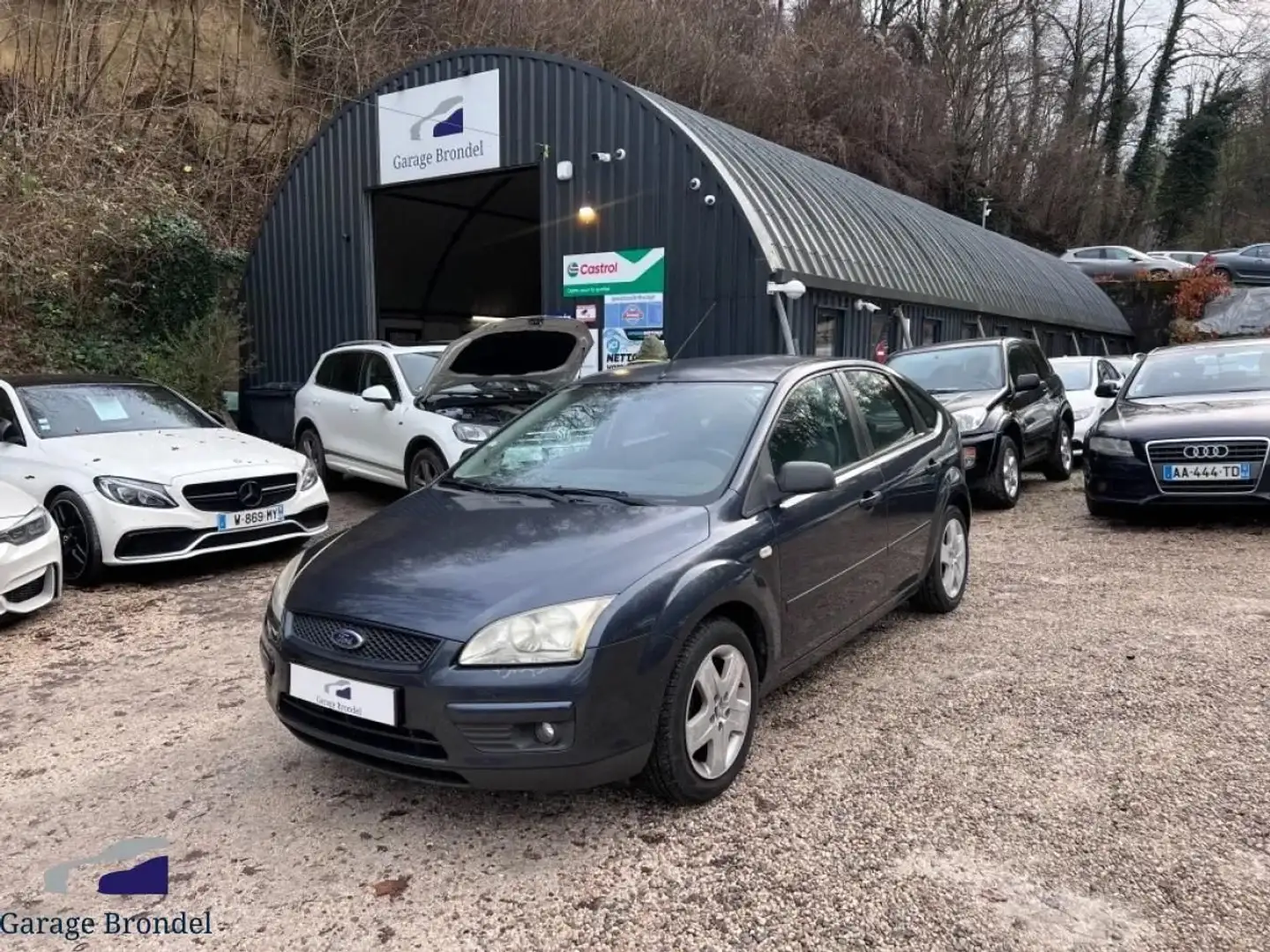 Ford Focus 1.6 Ti-VCT 115cv Style 1ére Main Gris - 1