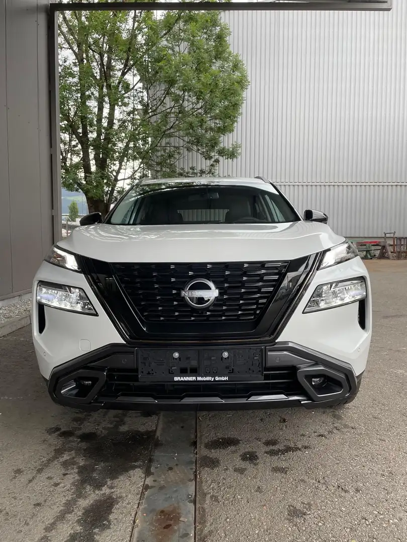 Nissan X-Trail 1,5 VC-T e-Power 4ORCE Allrad N-Trek Weiß - 2
