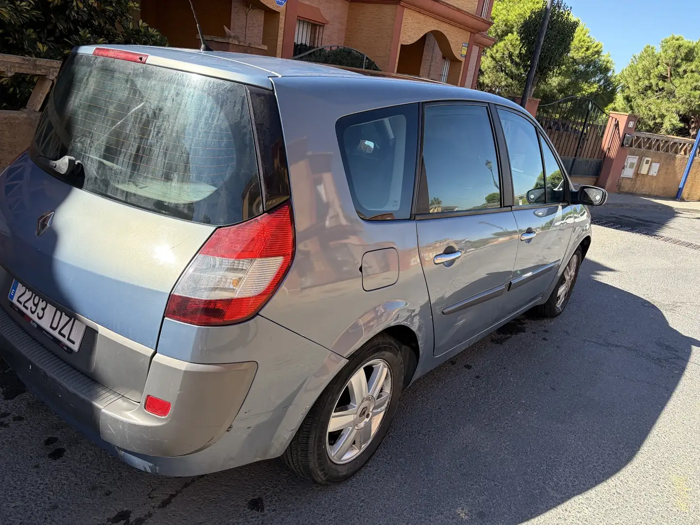 Renault Grand Scenic Scénic 1.5dCi Confort Dynamique 105 - 2