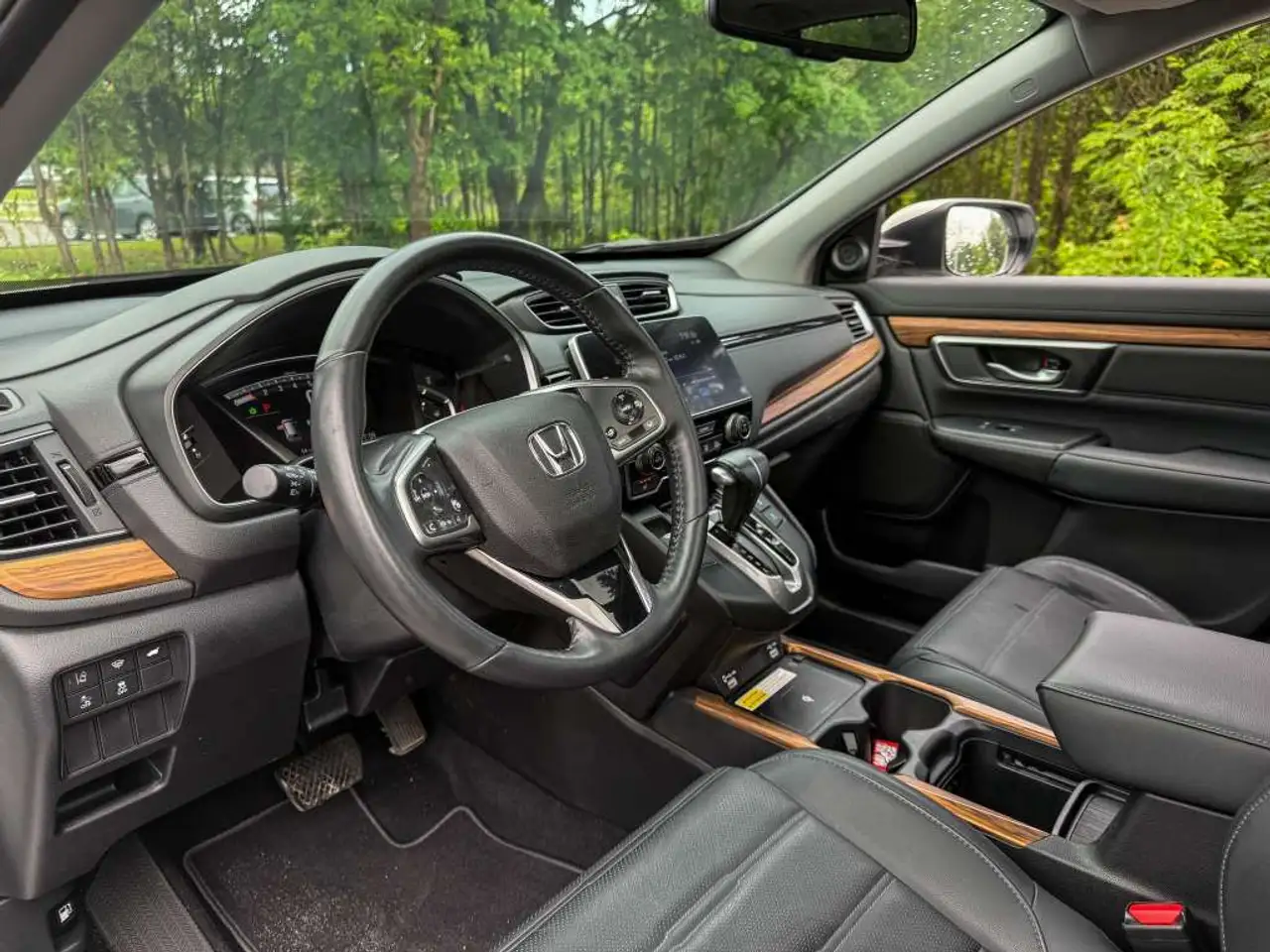 Honda CR-V photo Honda CR-V