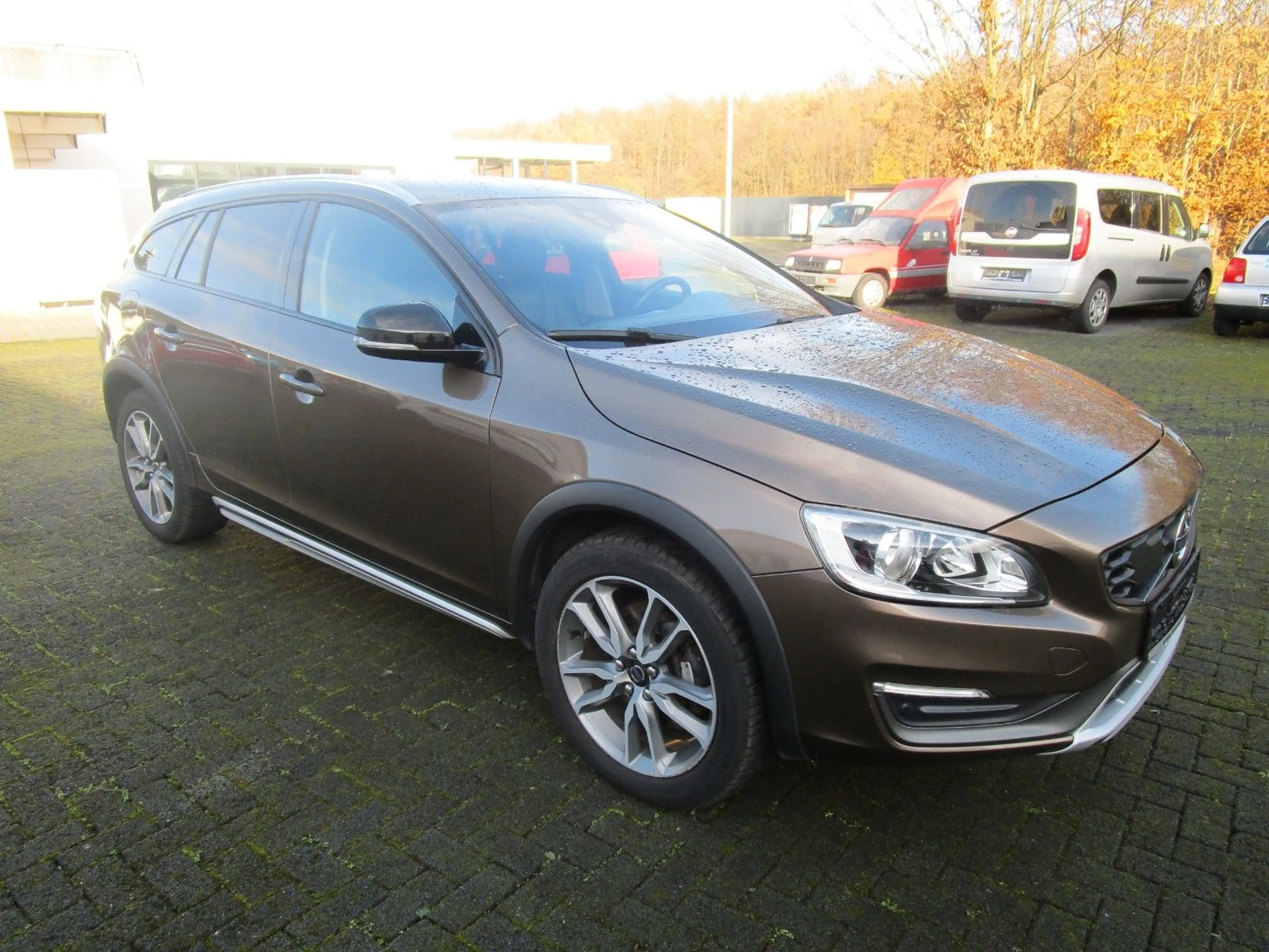 Volvo V60 Cross Country Leder,Navi erst 99000TKM — photo 3