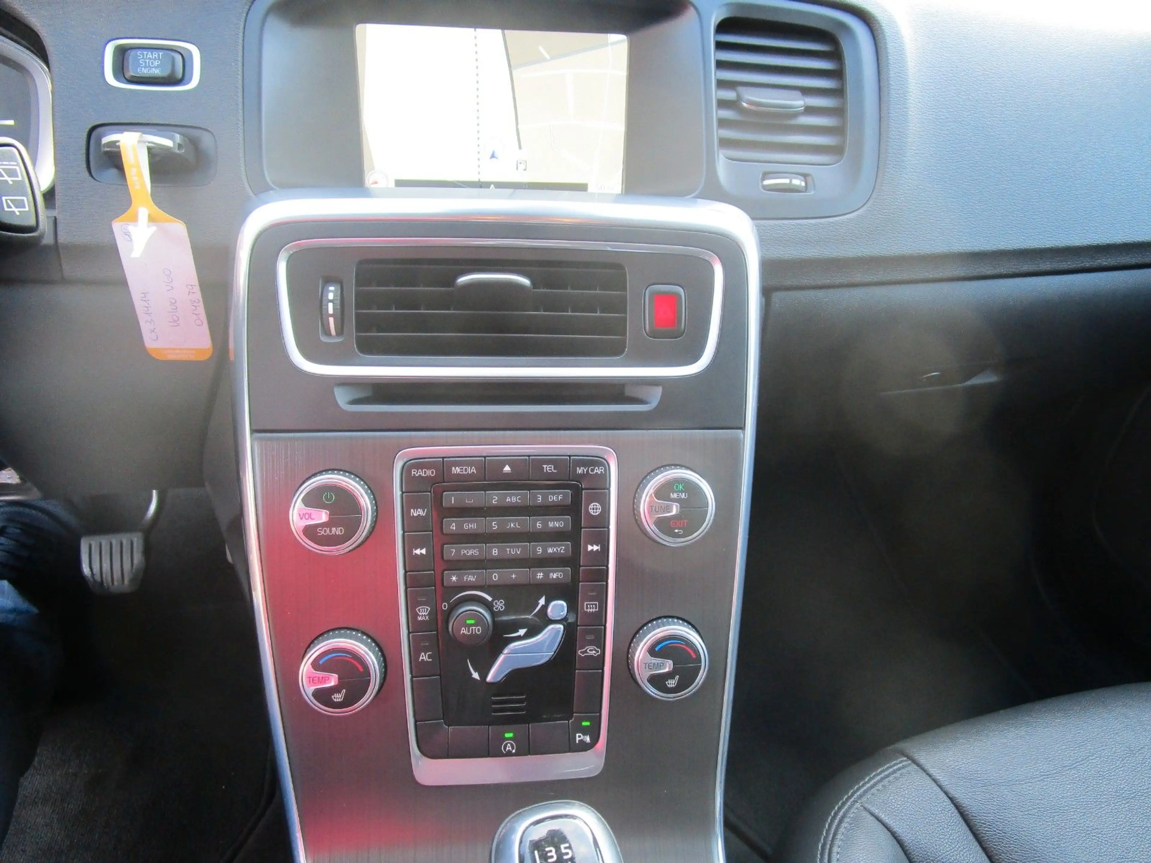 Volvo V60 Cross Country Leder,Navi erst 99000TKM — photo 11
