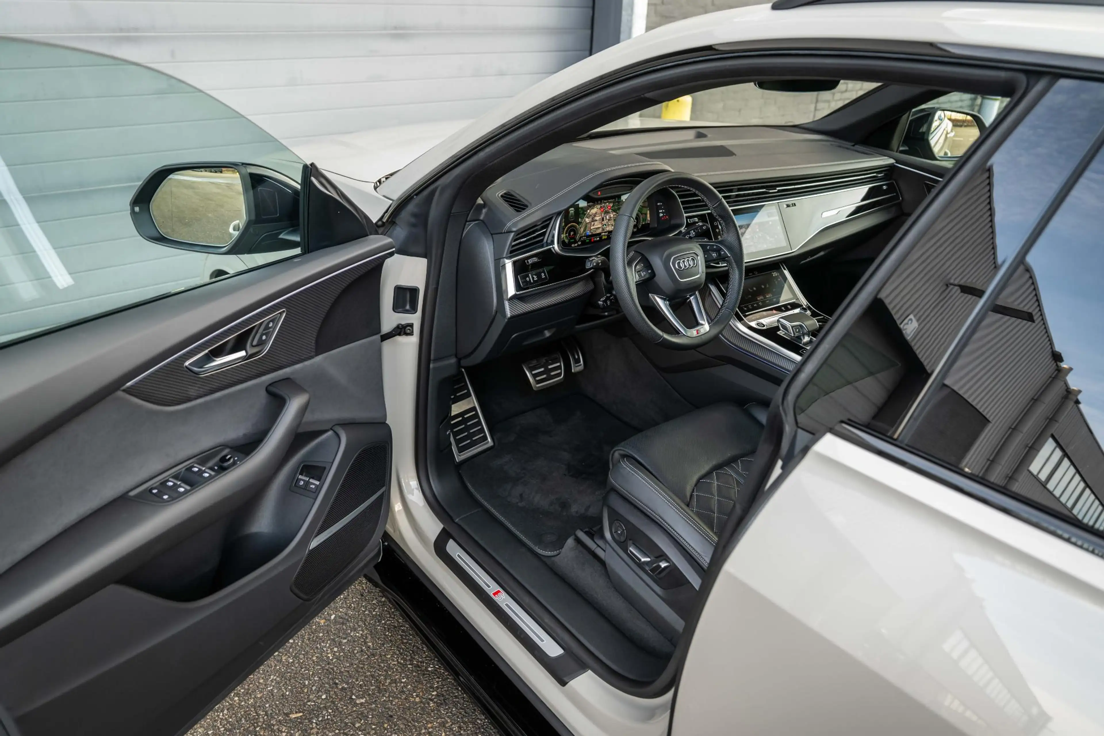 Audi Q8 60 TFSI e quattro Pro Line S Competition Audi Excl — photo 19