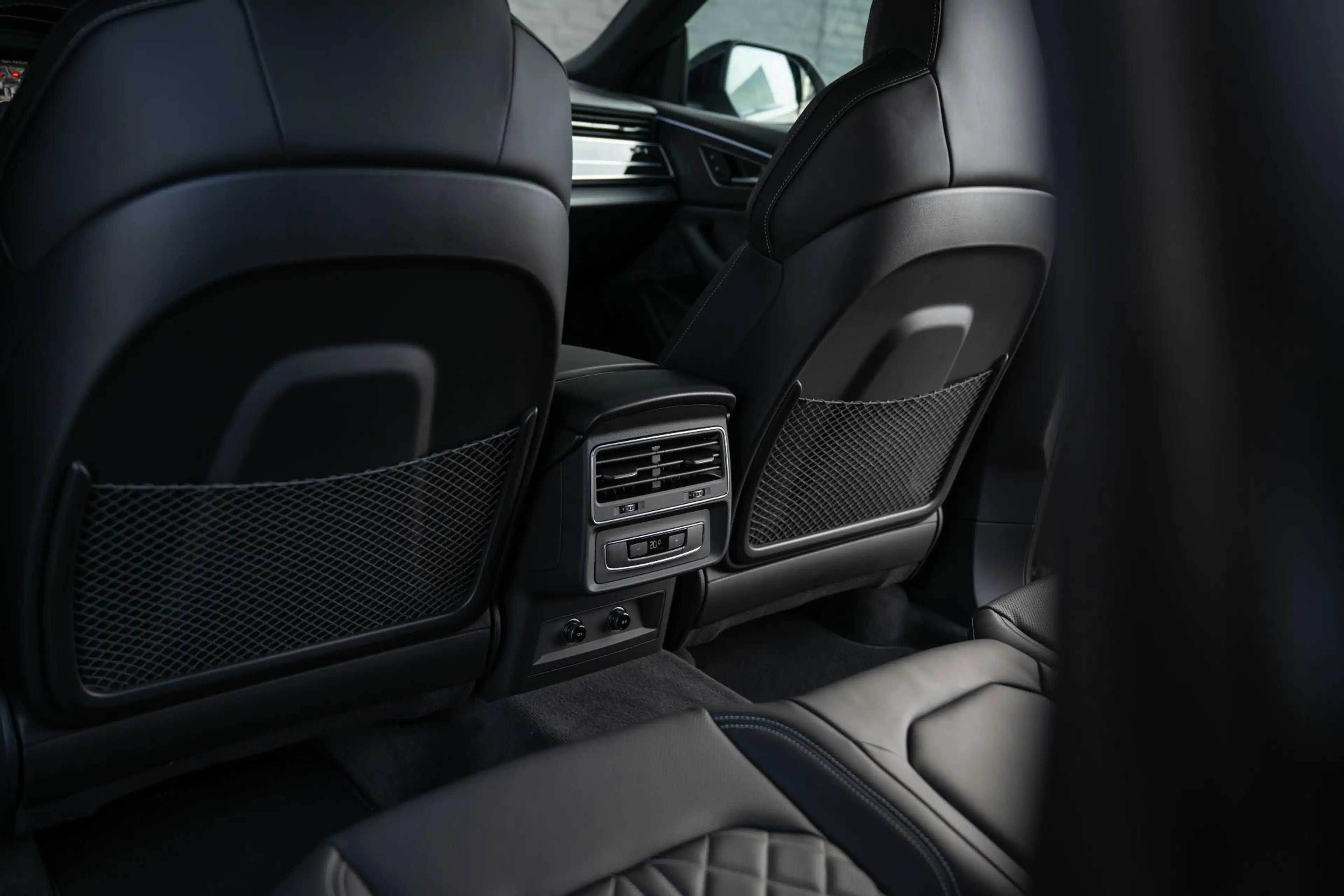 Audi Q8 60 TFSI e quattro Pro Line S Competition Audi Excl — photo 32