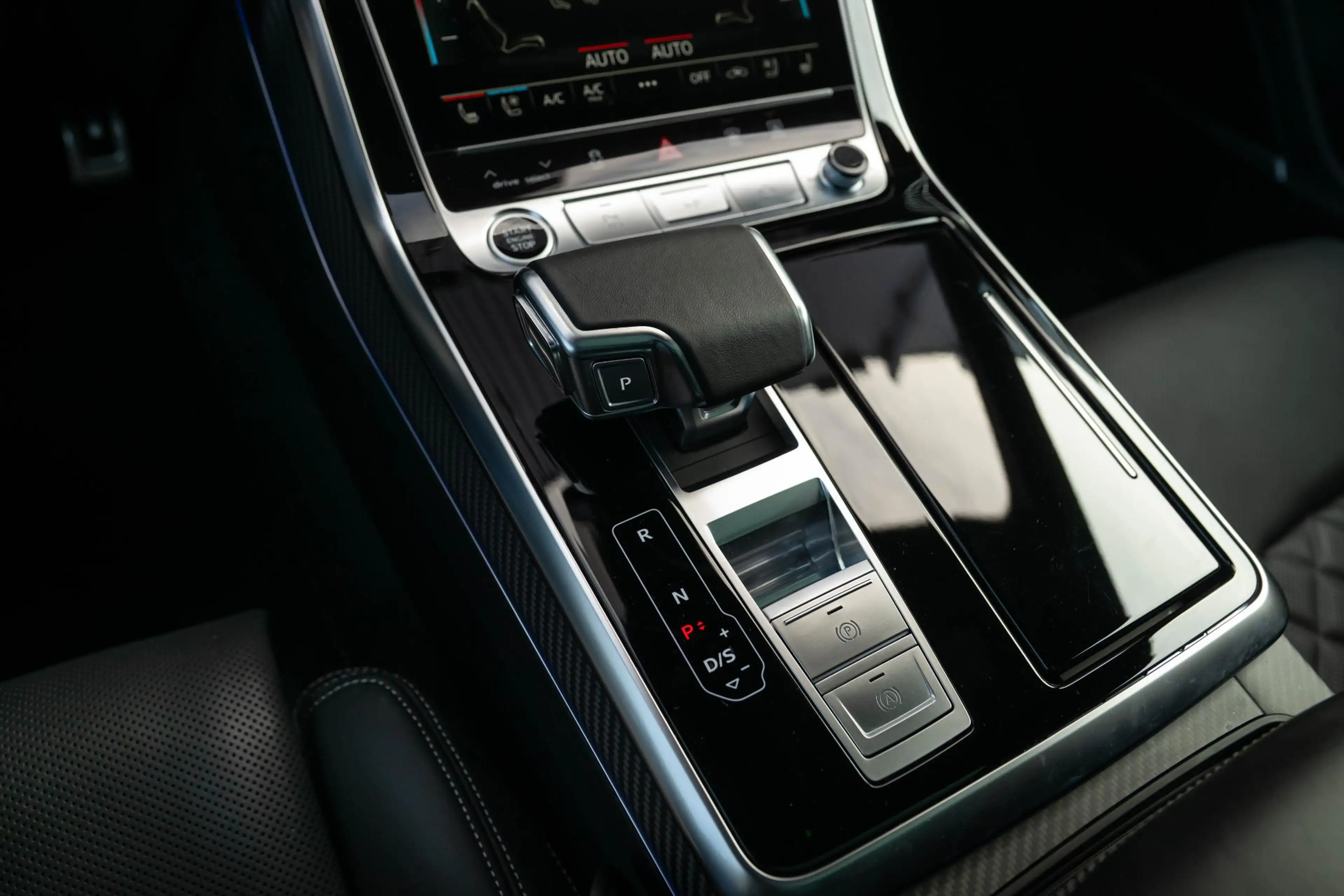 Audi Q8 60 TFSI e quattro Pro Line S Competition Audi Excl — photo 30
