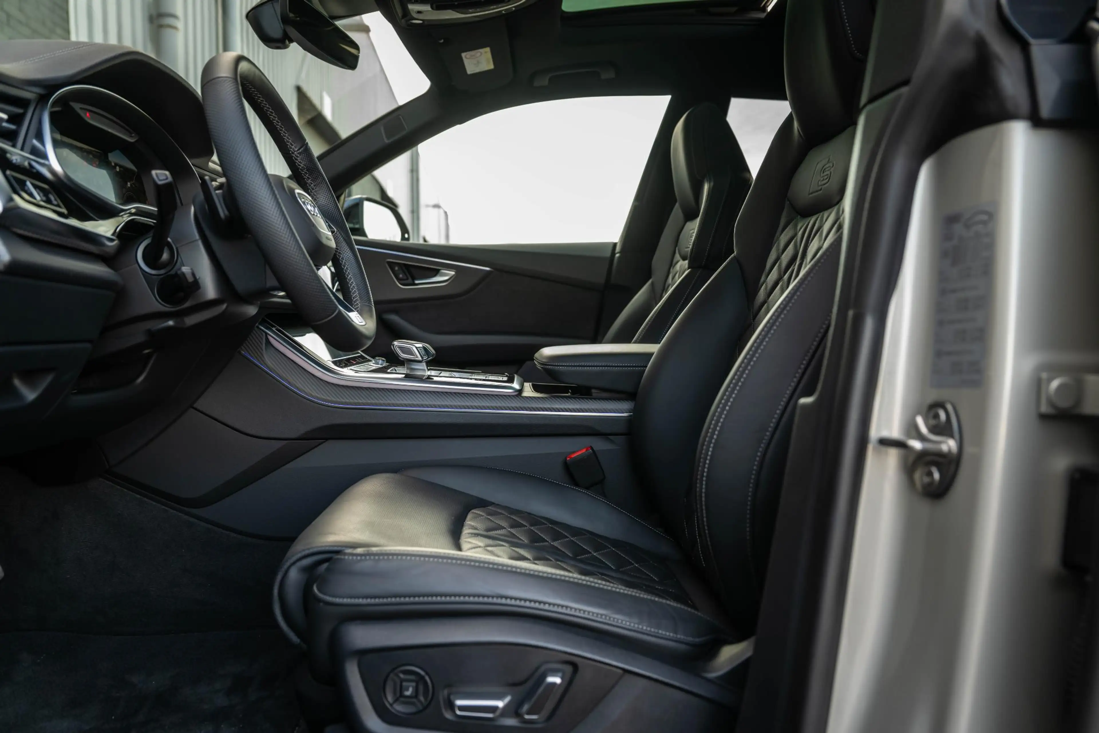 Audi Q8 60 TFSI e quattro Pro Line S Competition Audi Excl — photo 18
