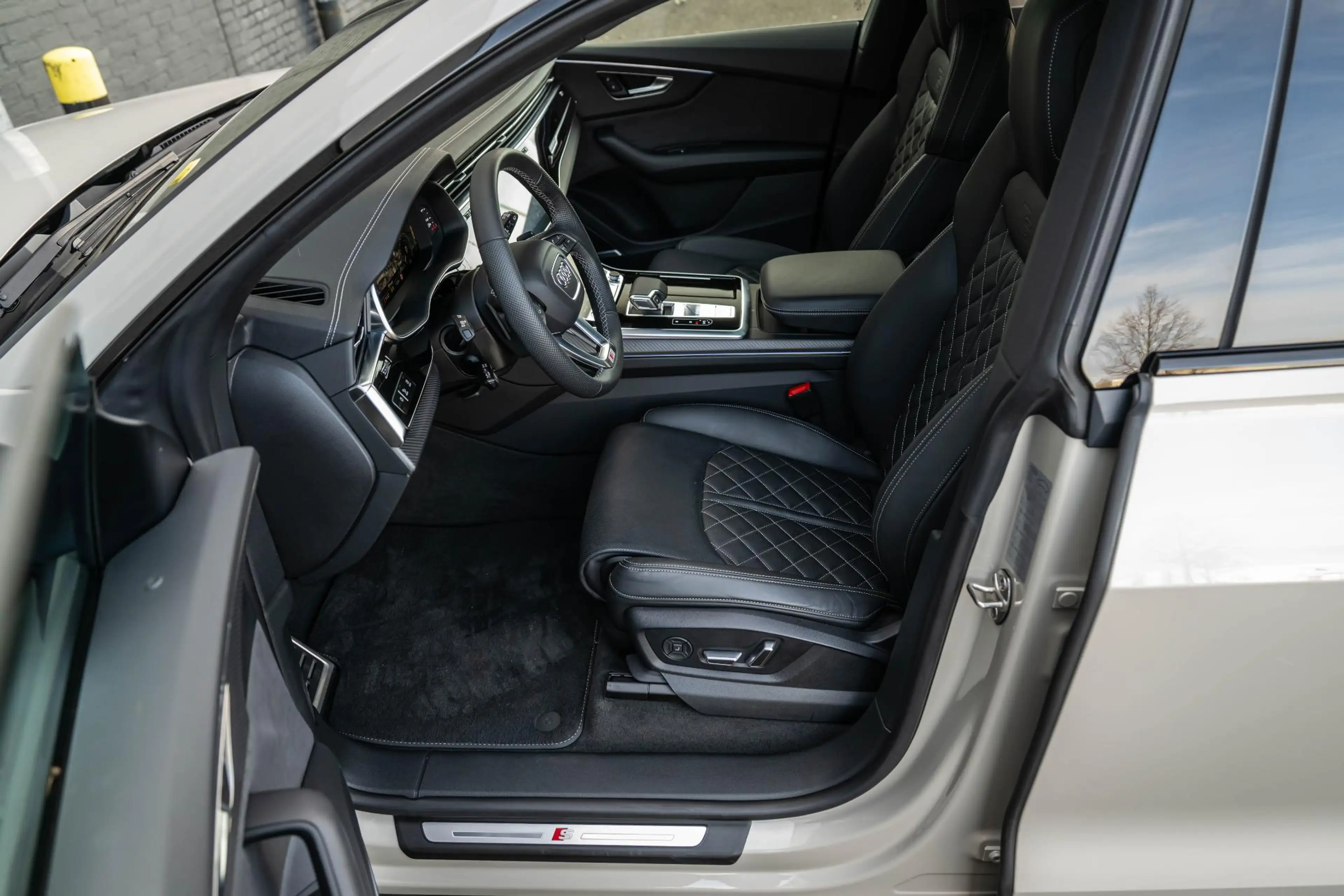 Audi Q8 60 TFSI e quattro Pro Line S Competition Audi Excl — photo 20