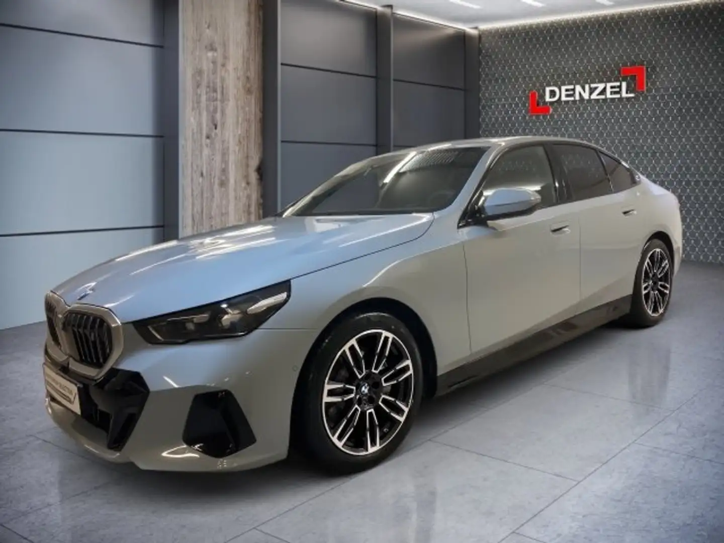 BMW i5 eDrive40 Limousine Grau - 2