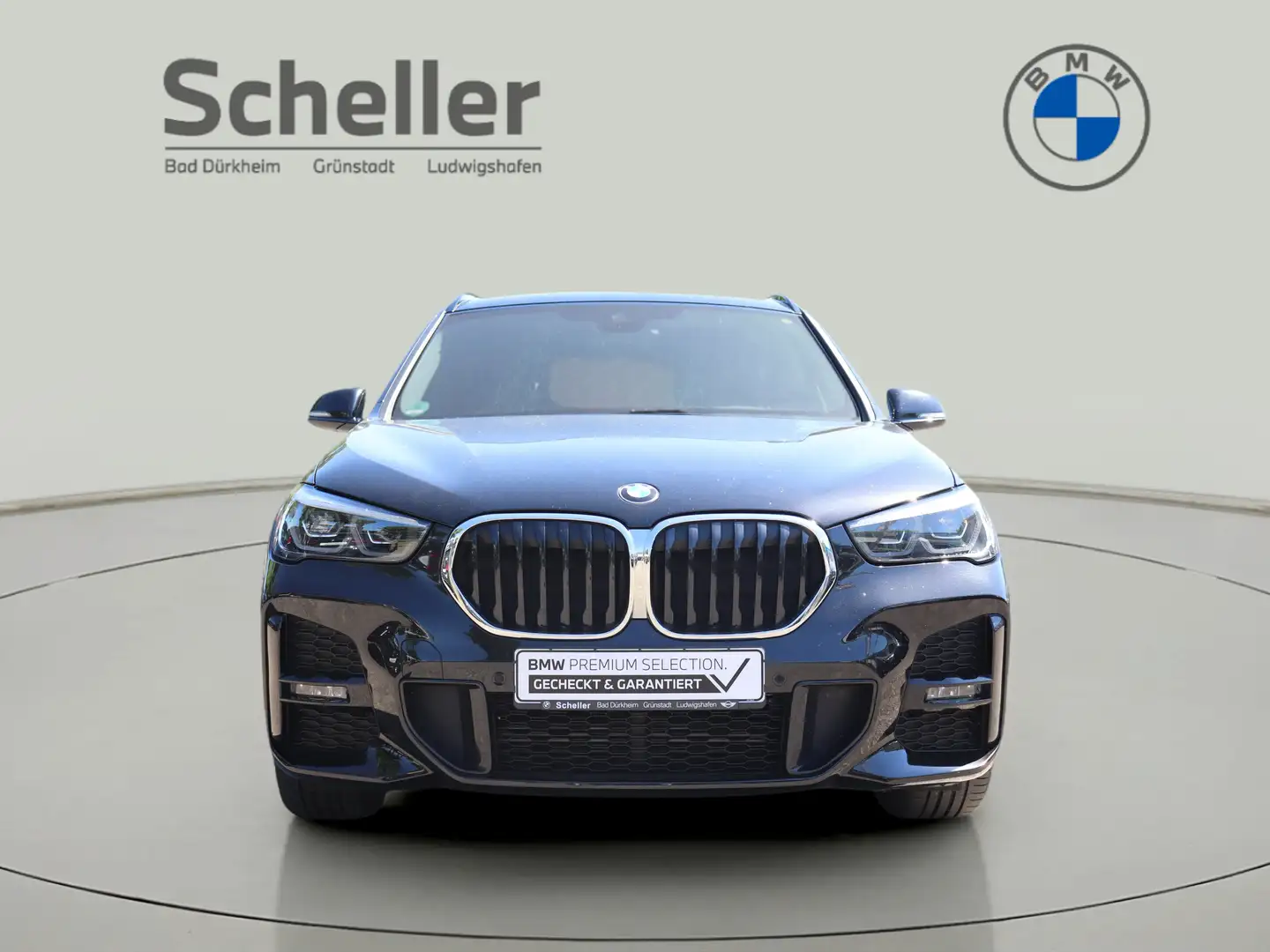 BMW X1 sDrive18i M Sportpaket DAB LED Navi Tempomat Schwarz - 2